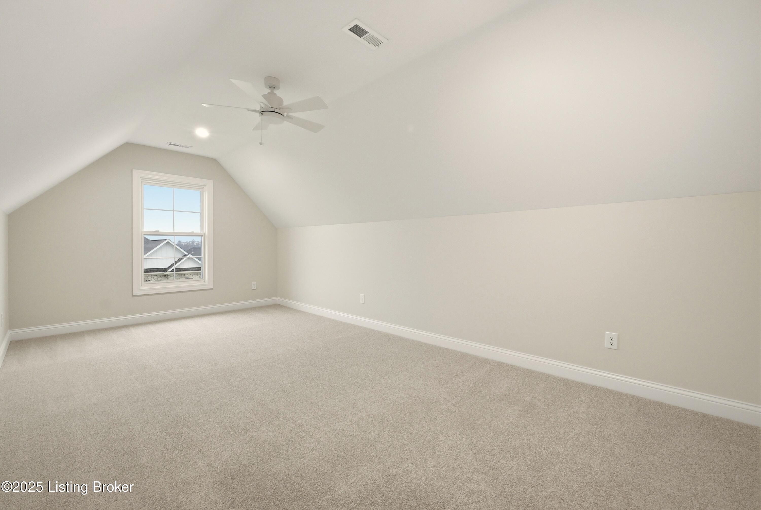 4011 Thomas Farm Dr Property Photo 27