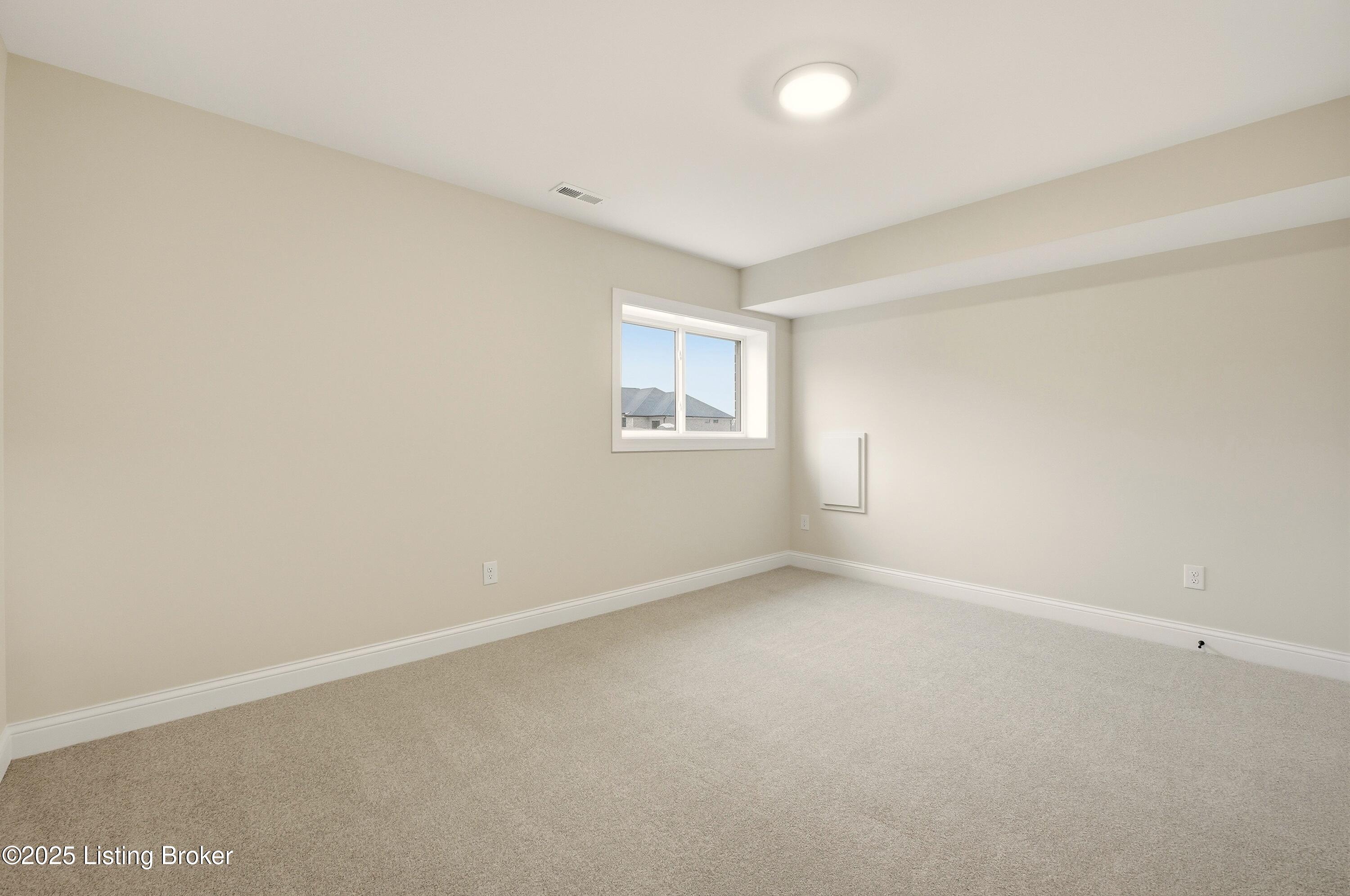 4011 Thomas Farm Dr Property Photo 35