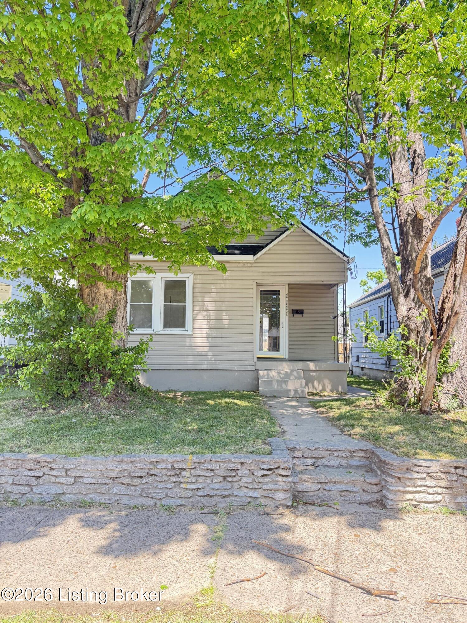 1111 Dresden Ave Property Photo 1