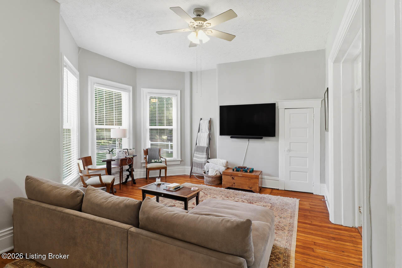 104 S Birchwood Ave Property Photo 11
