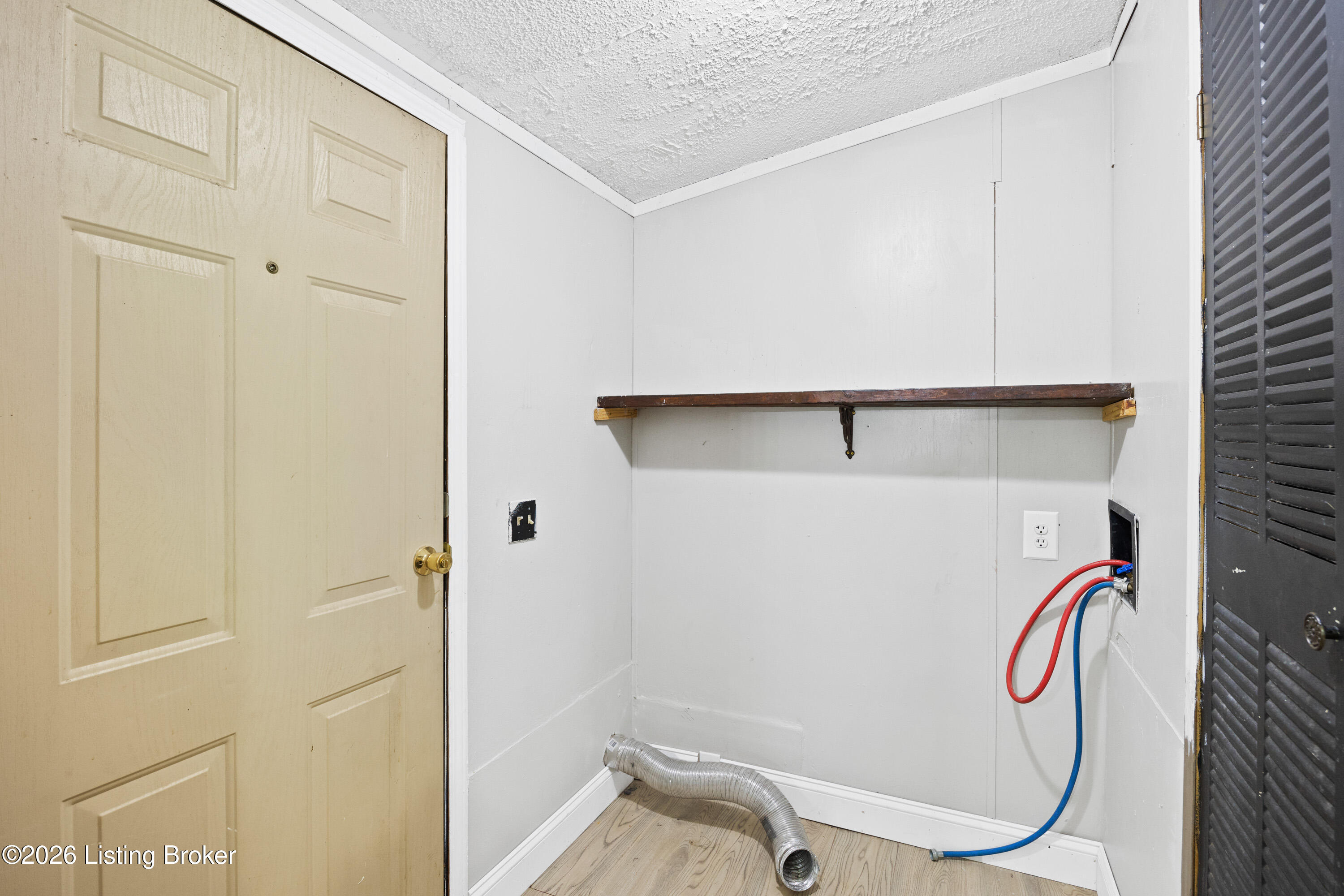 21 Arvin Ln Property Photo 15