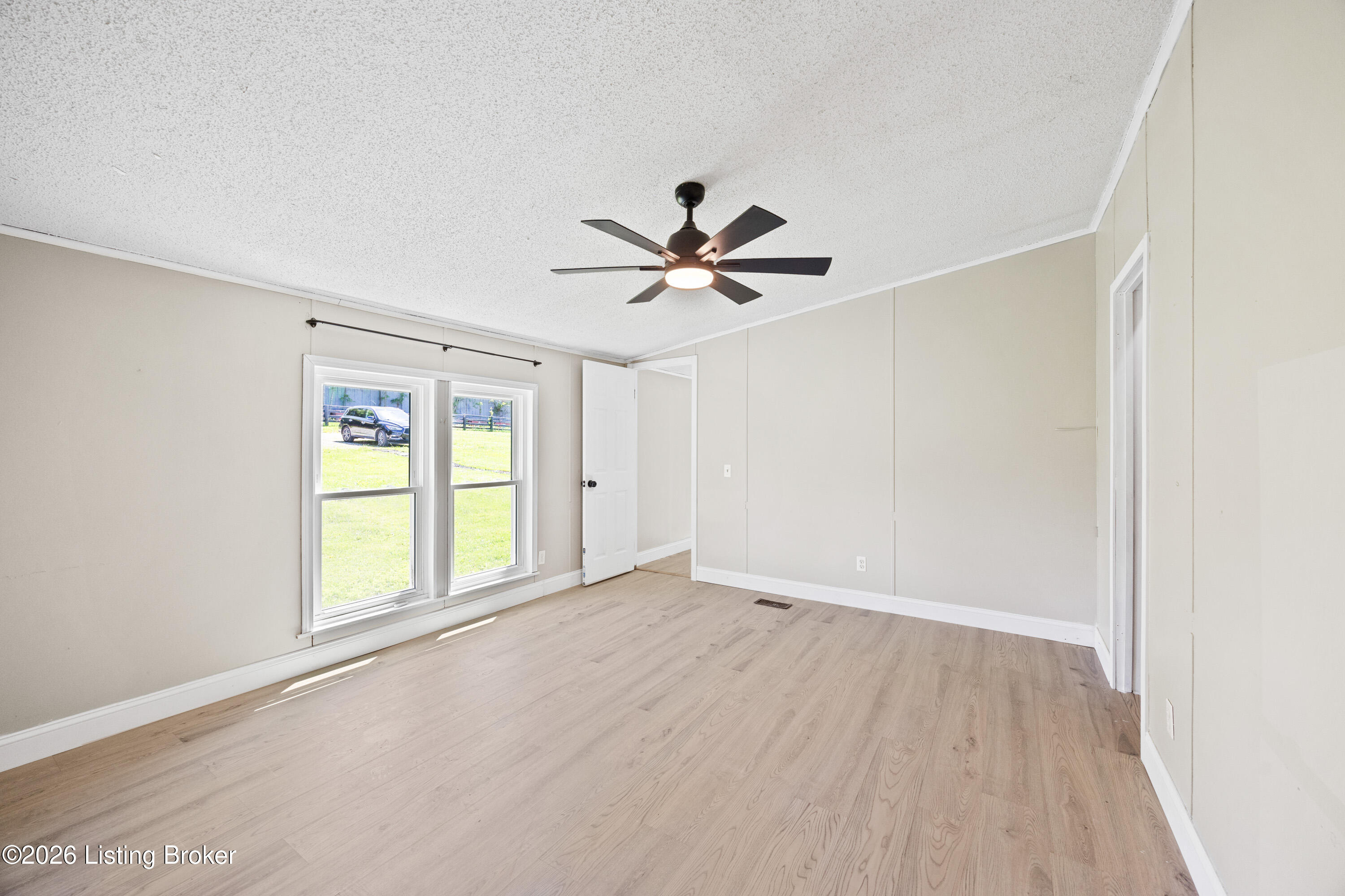 21 Arvin Ln Property Photo 17