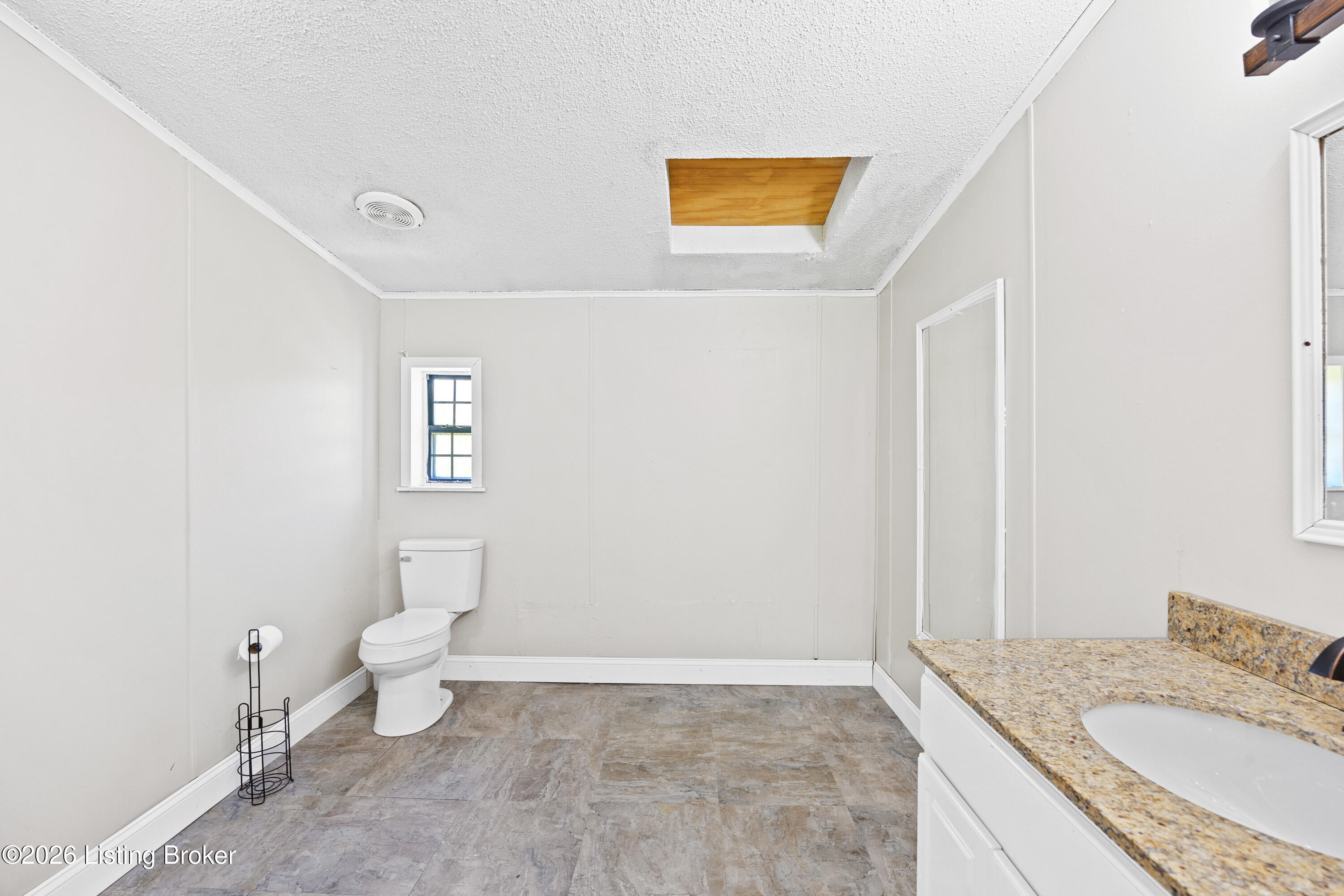 21 Arvin Ln Property Photo 18