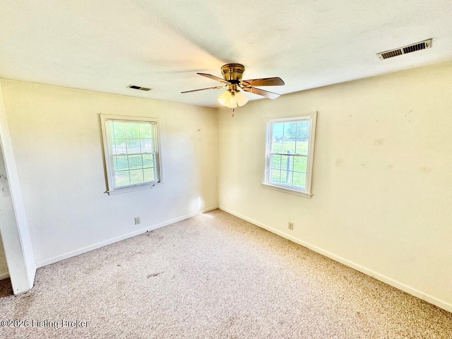5464 Mackville Rd Property Photo 7