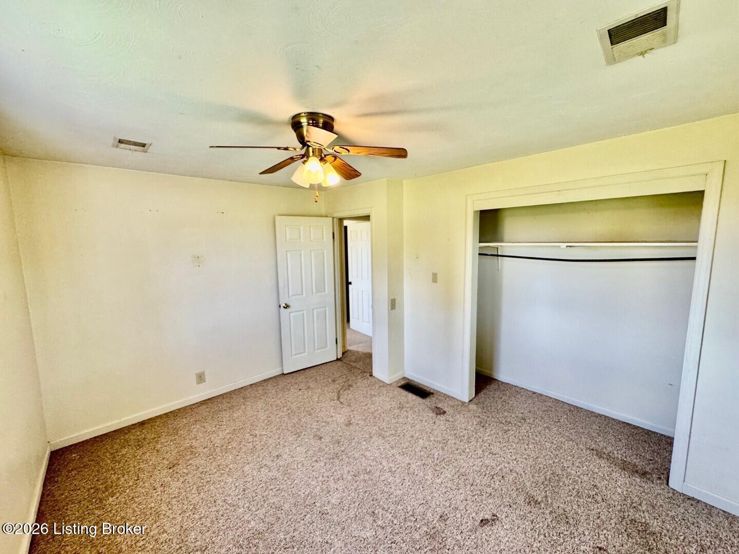 5464 Mackville Rd Property Photo 8
