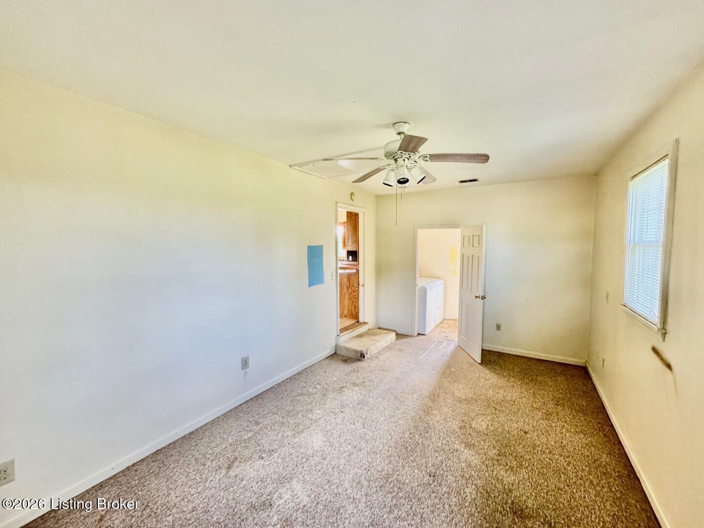 5464 Mackville Rd Property Photo 15