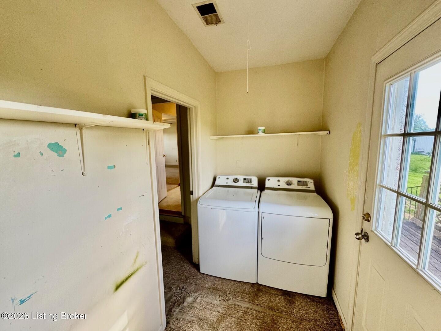5464 Mackville Rd Property Photo 16