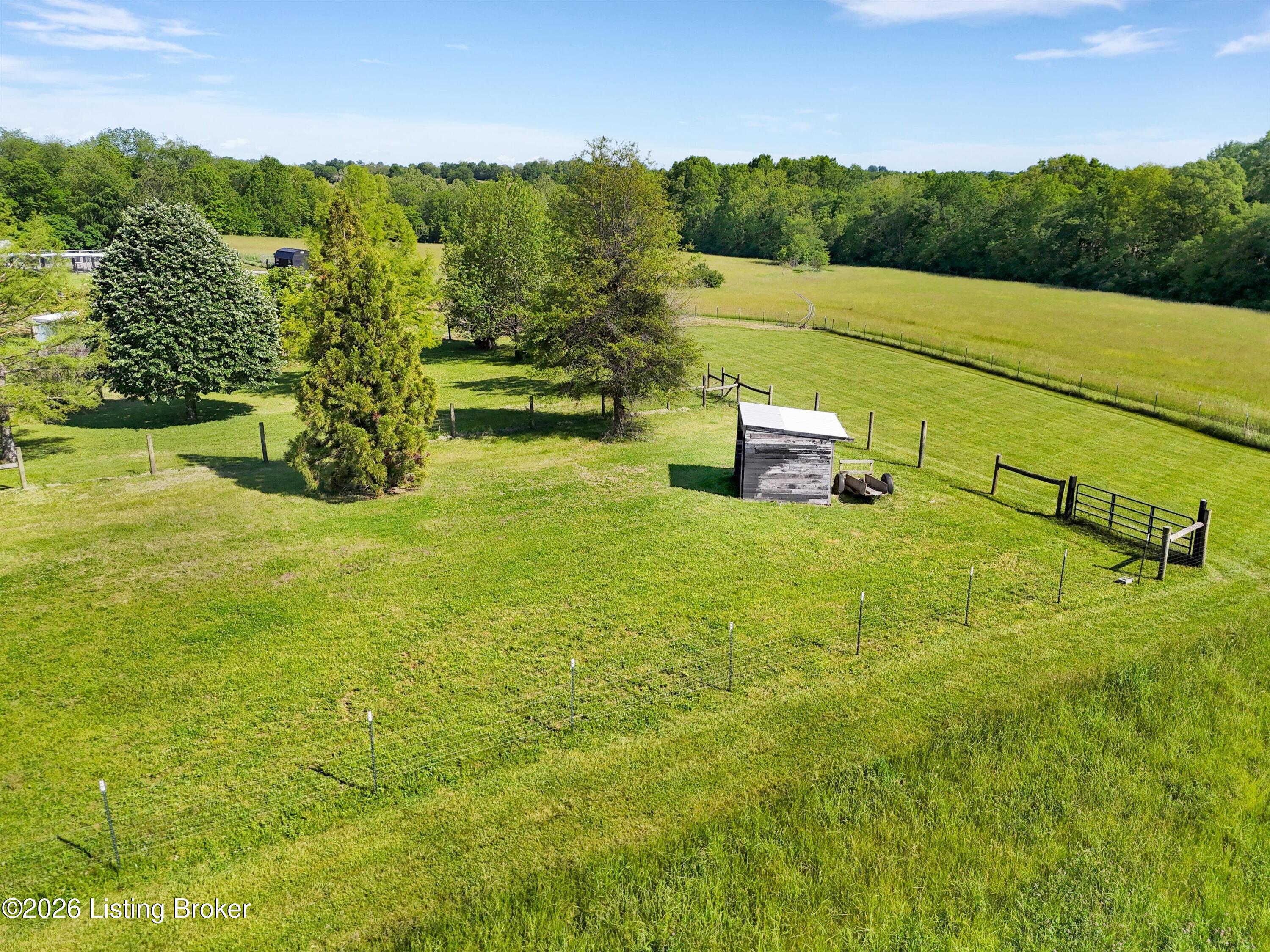 517 Aiken Rd Property Photo 11