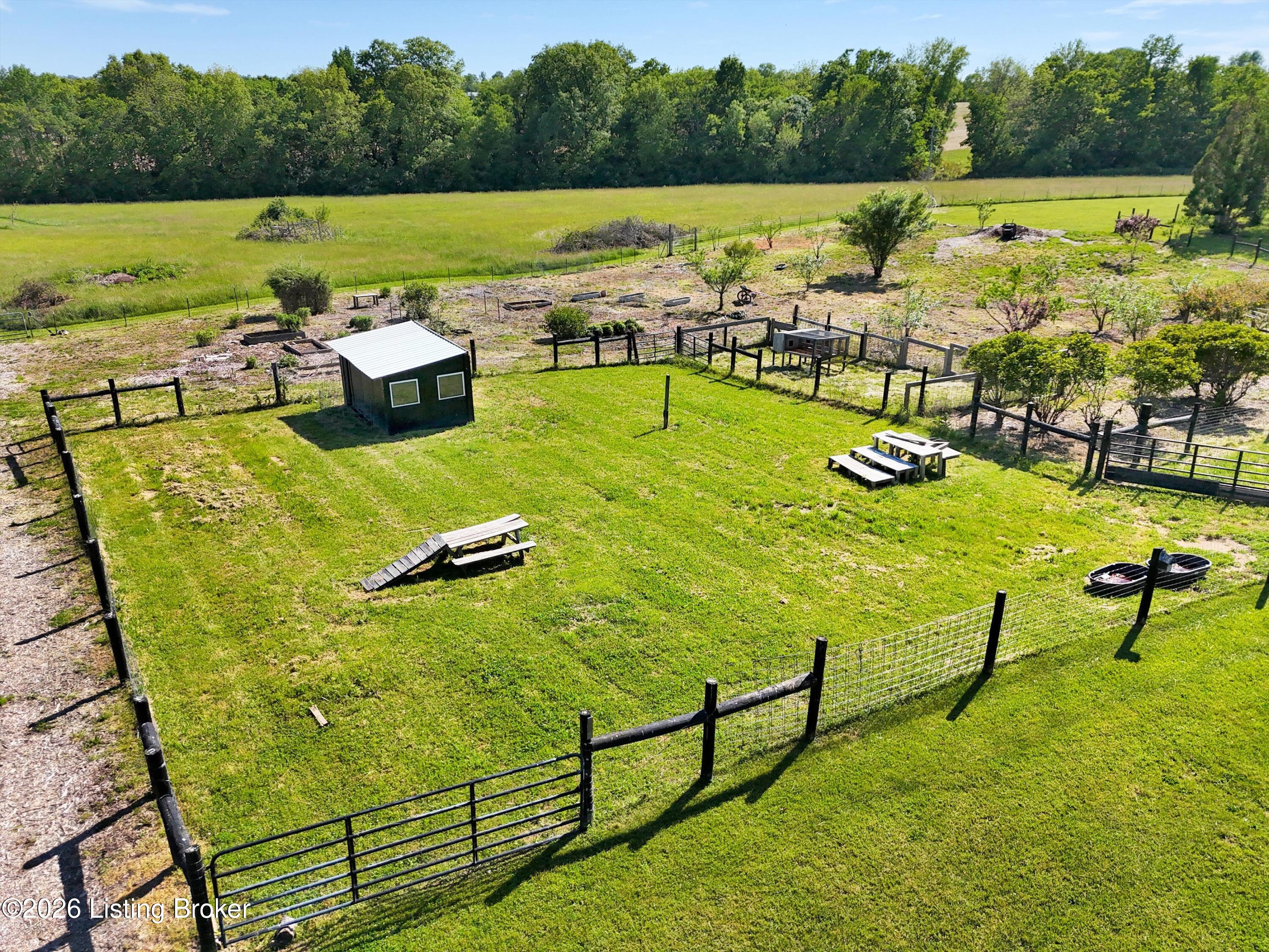 517 Aiken Rd Property Photo 12