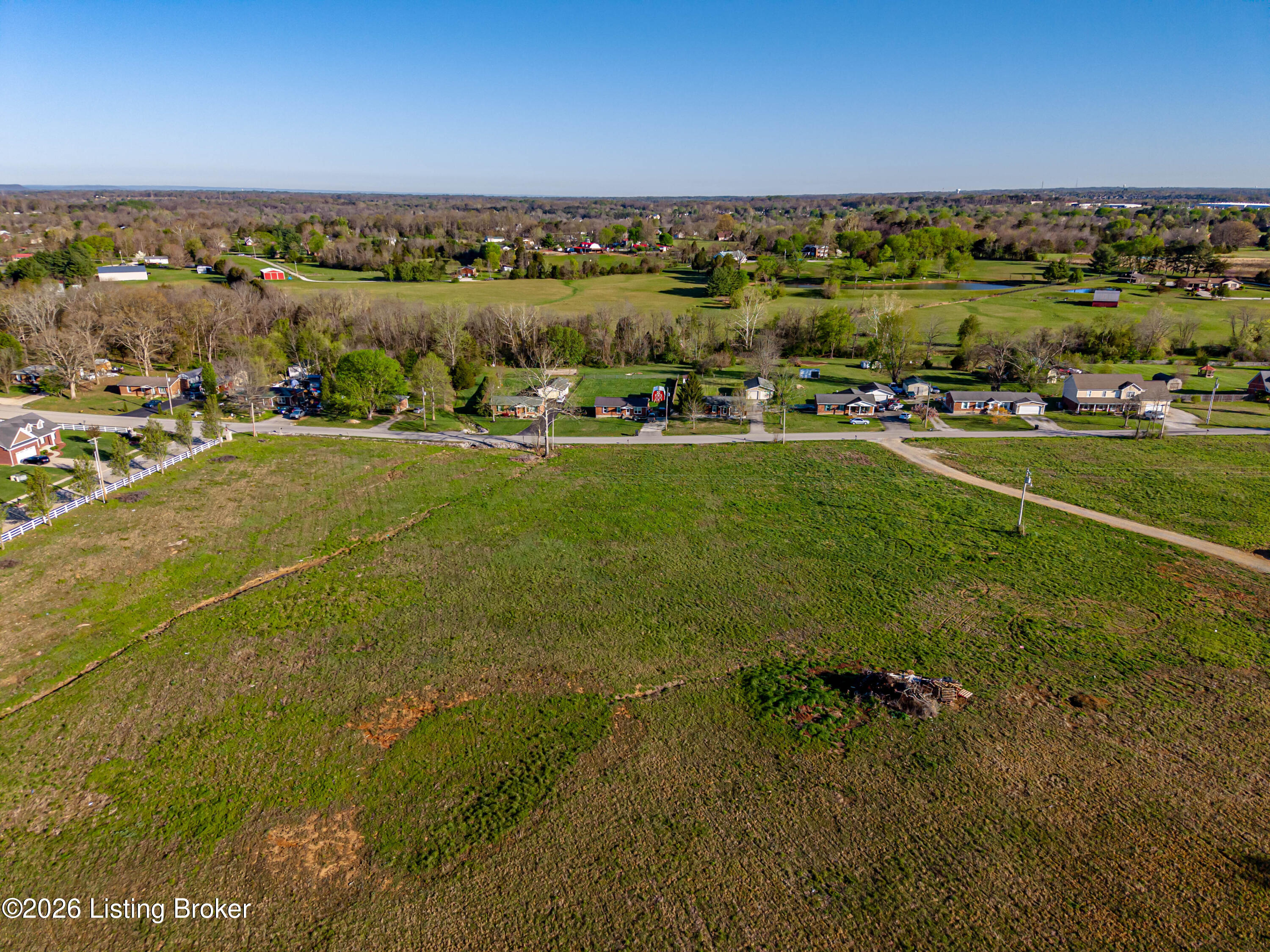 2666 Greenbriar Rd Property Photo 1