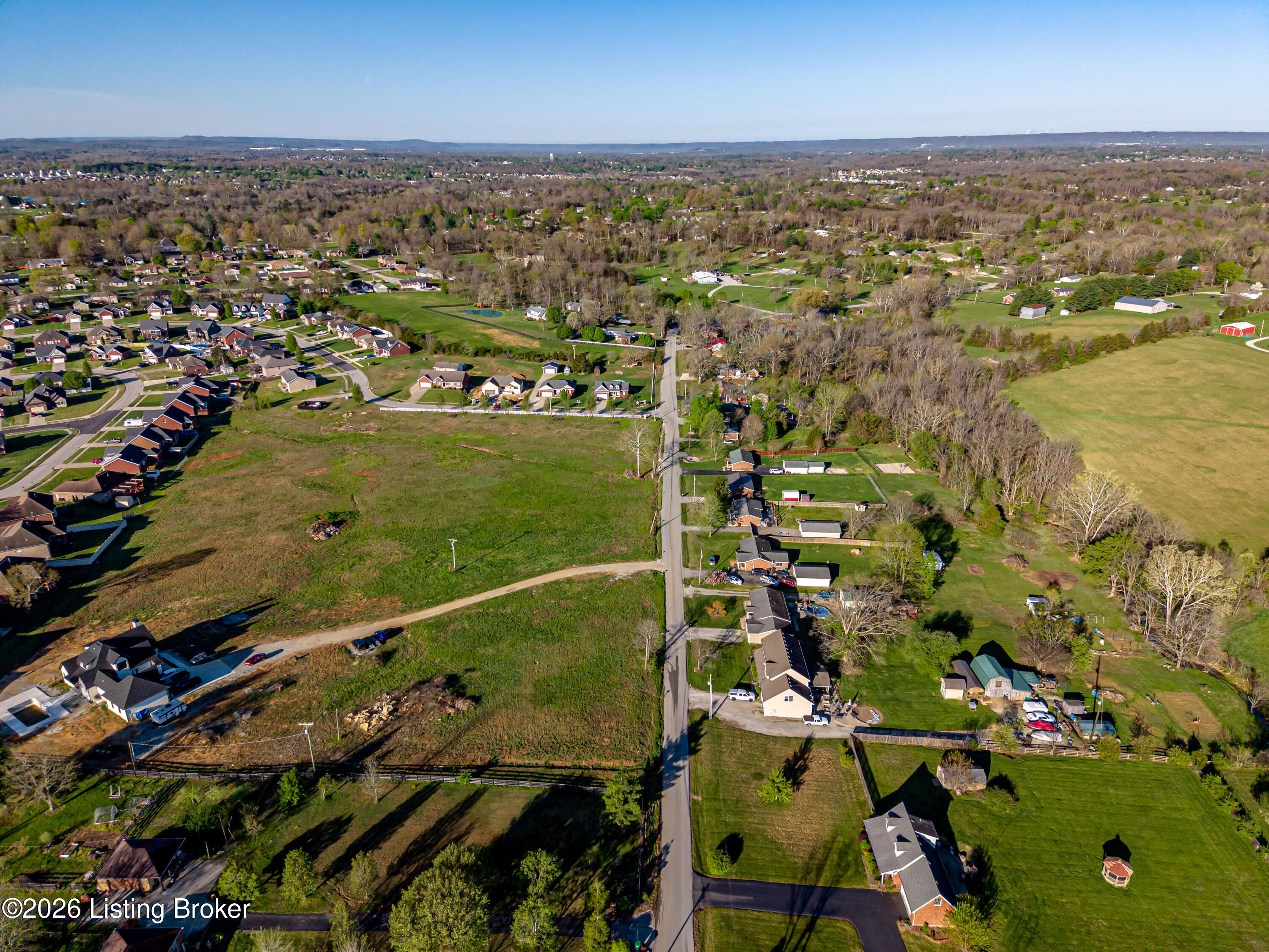 2666 Greenbriar Rd Property Photo 8