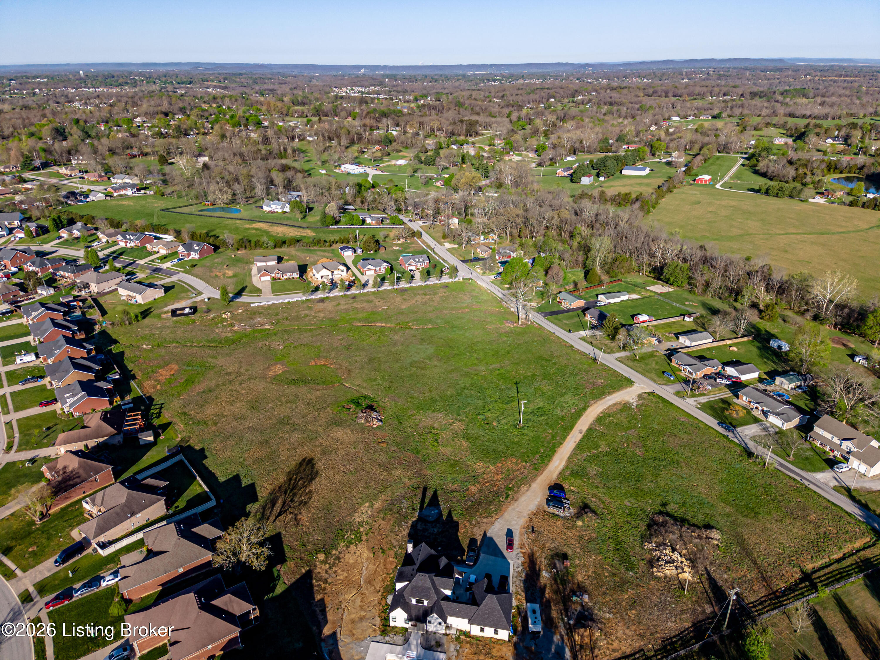 2666 Greenbriar Rd Property Photo 18