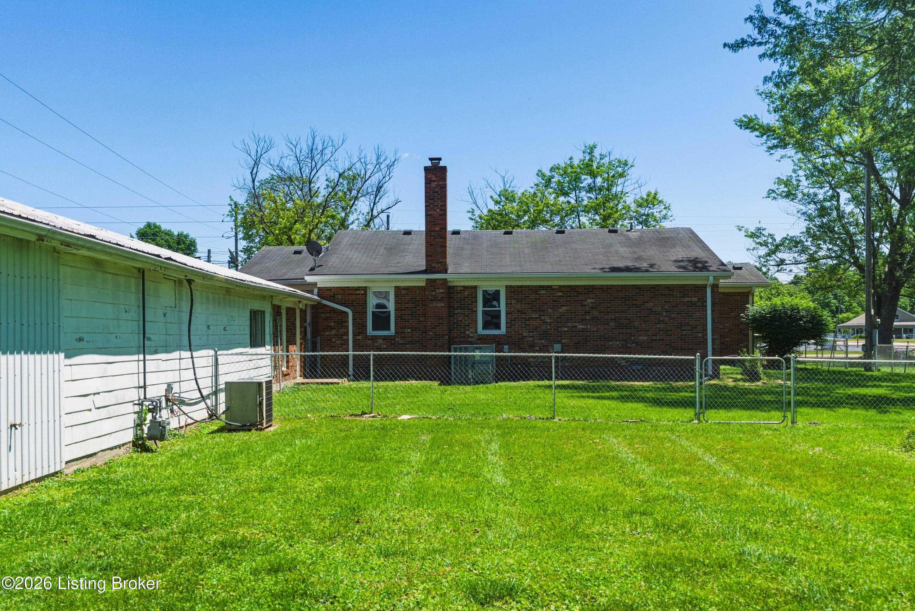 1545 Greenbriar Rd Property Photo 14