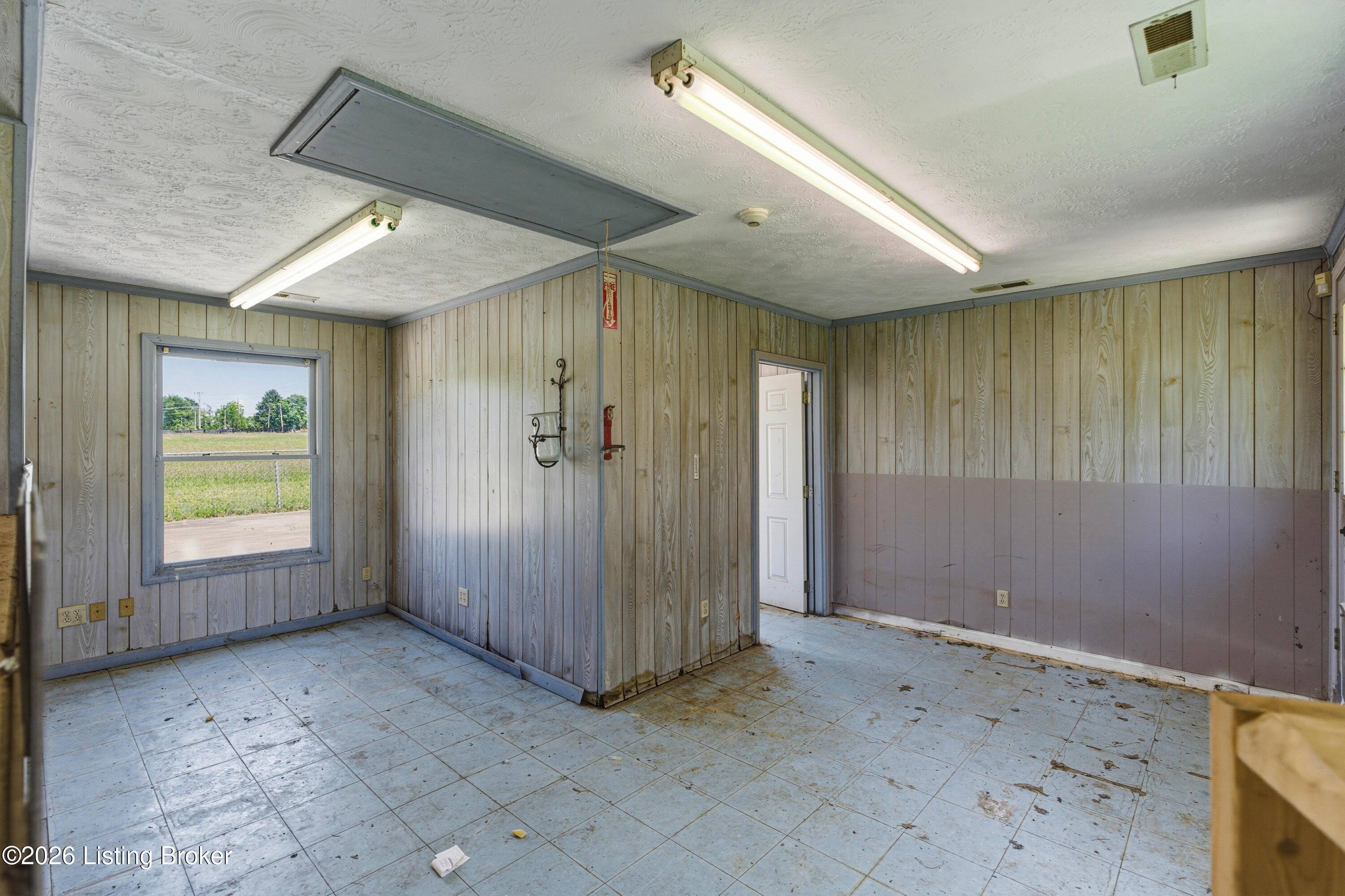 1545 Greenbriar Rd Property Photo 18