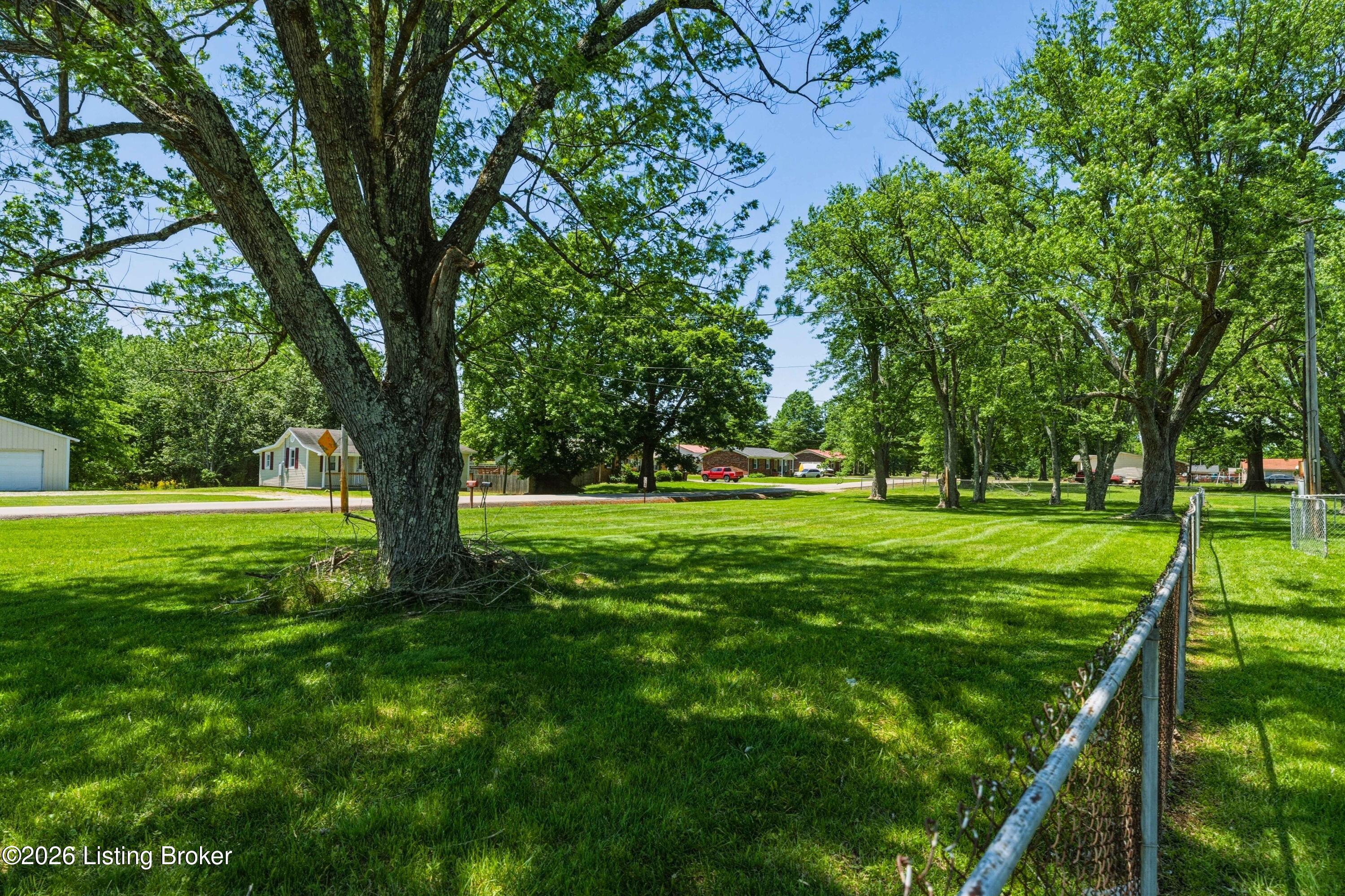 1545 Greenbriar Rd Property Photo 44