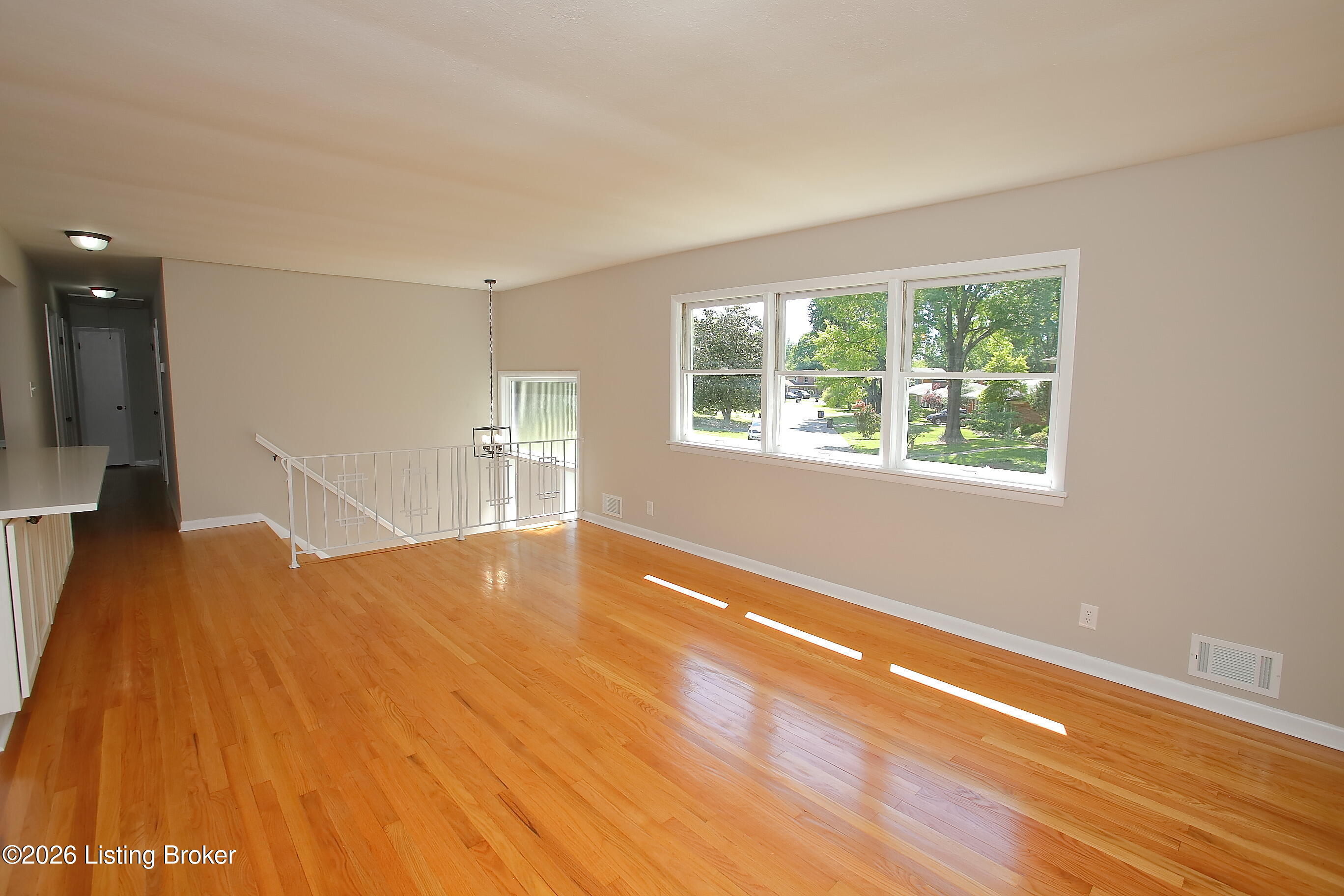 3132 Sunny Ln Property Photo 4