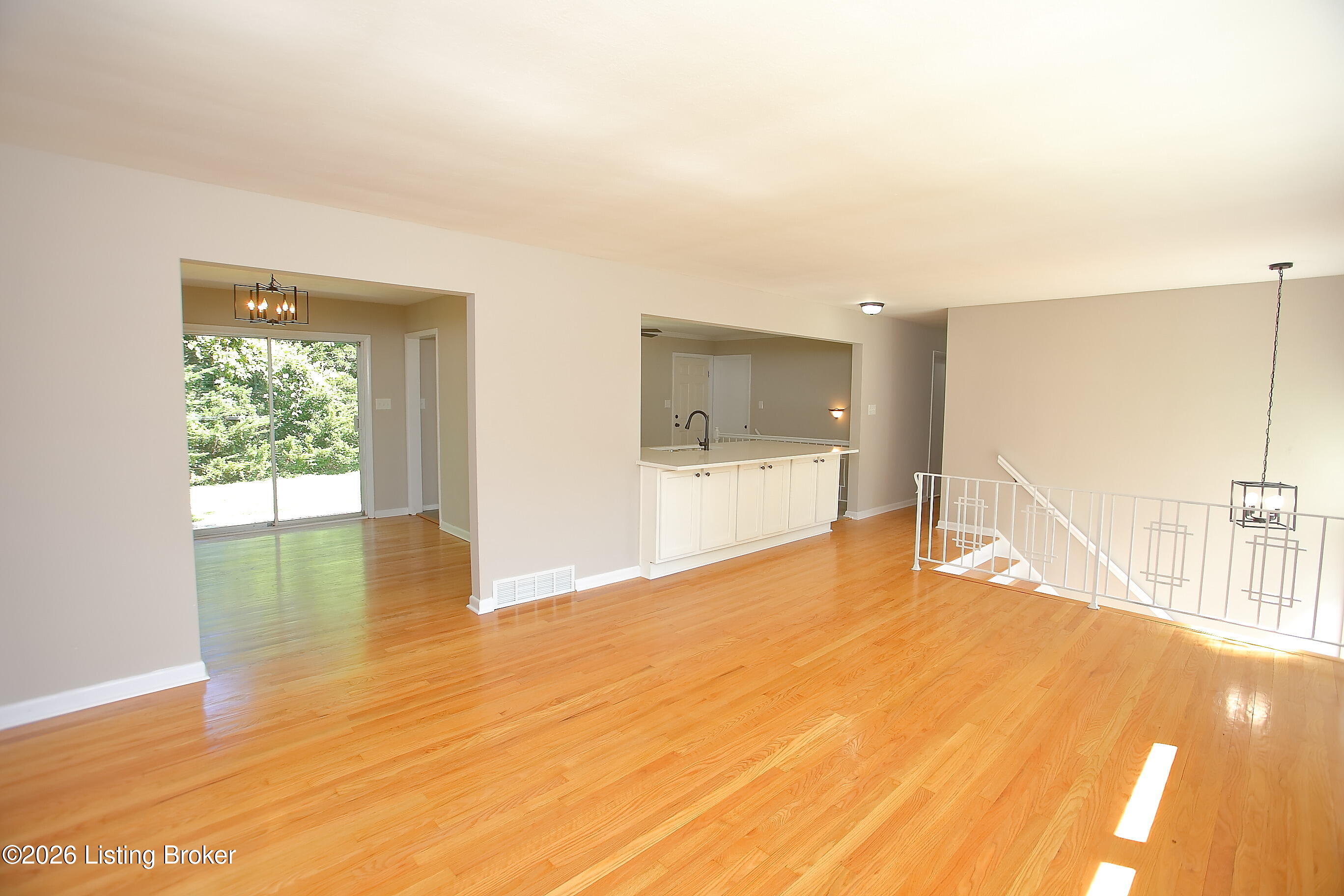 3132 Sunny Ln Property Photo 5