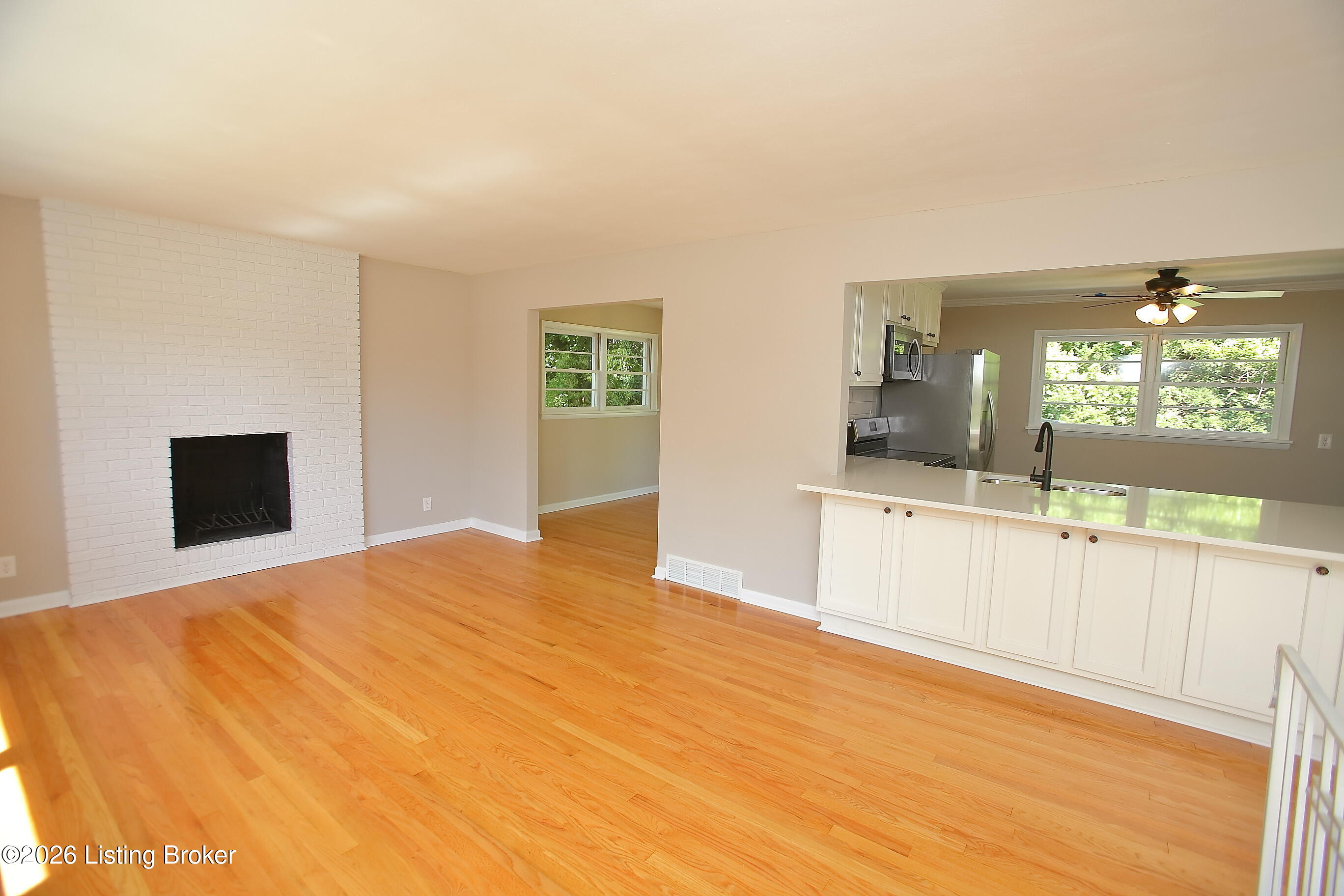 3132 Sunny Ln Property Photo 6