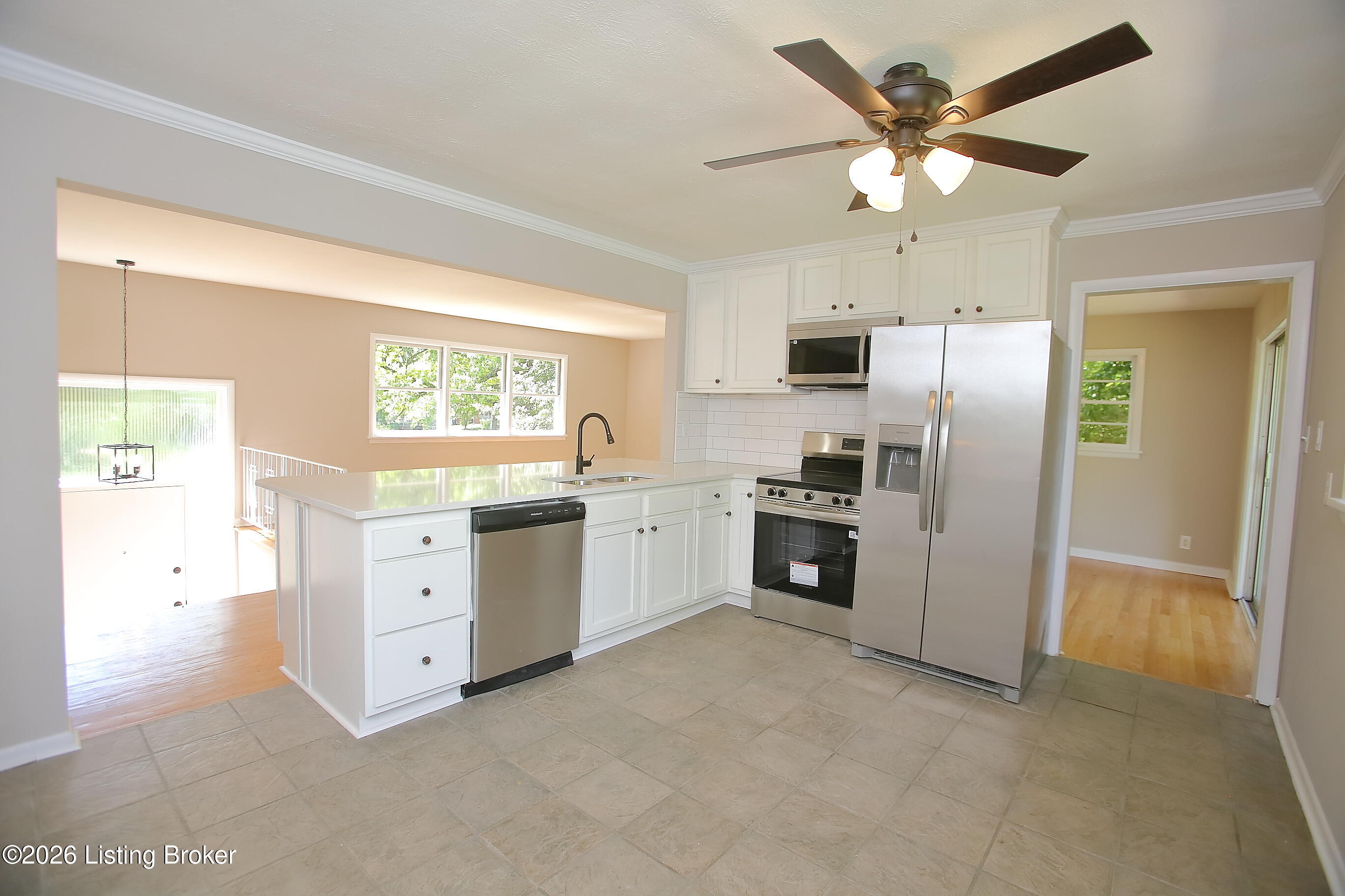 3132 Sunny Ln Property Photo 9