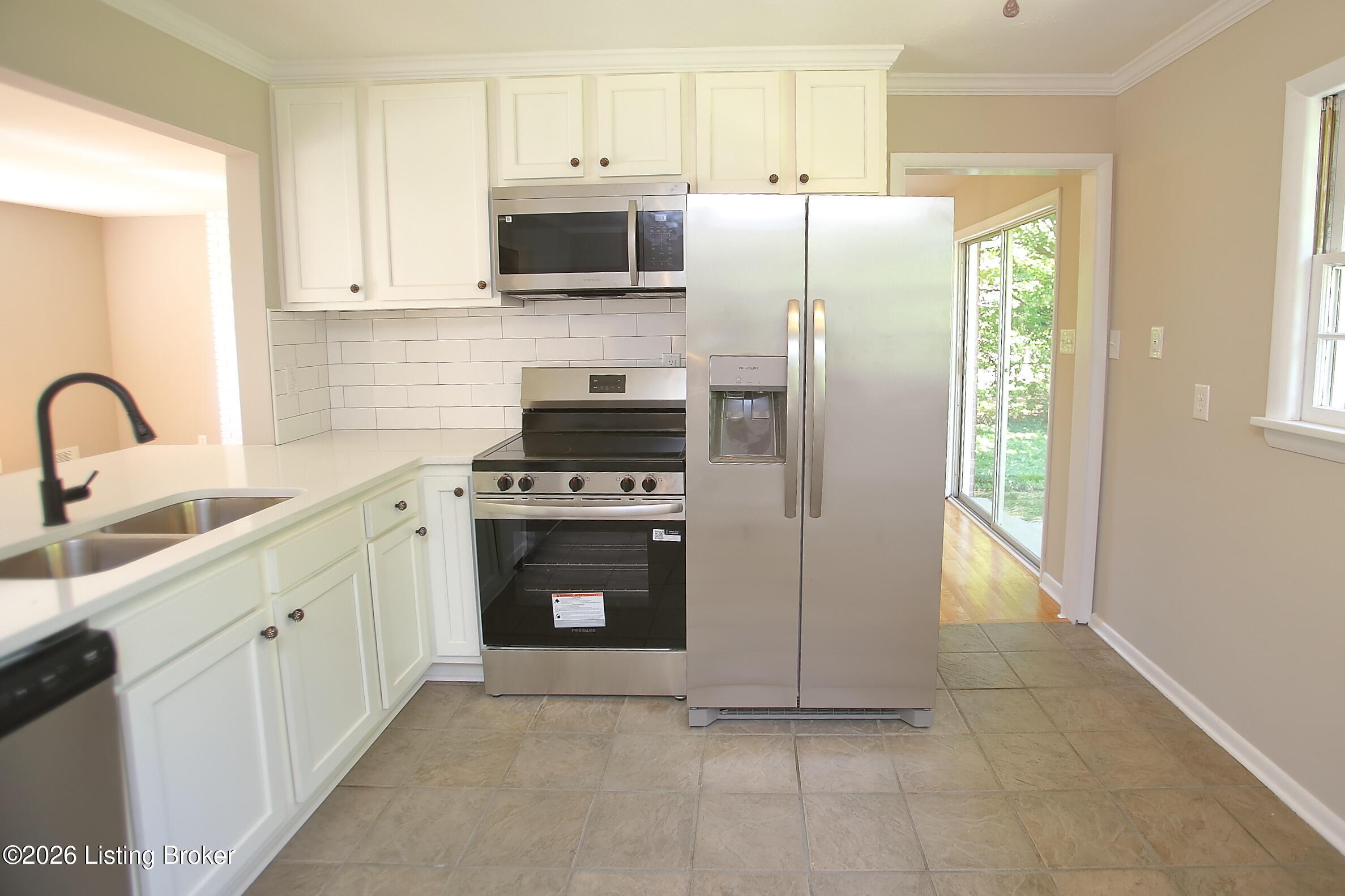 3132 Sunny Ln Property Photo 10