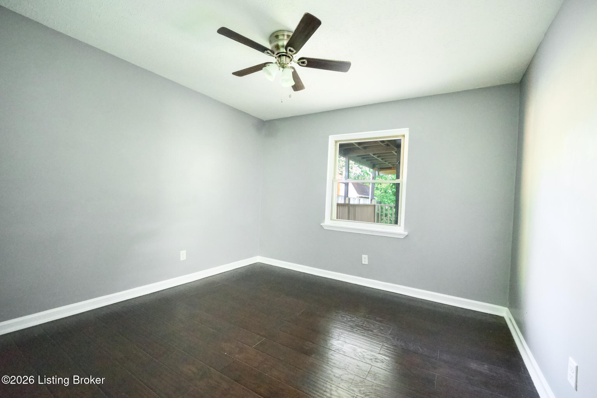 1009 Andle Ct Property Photo 5