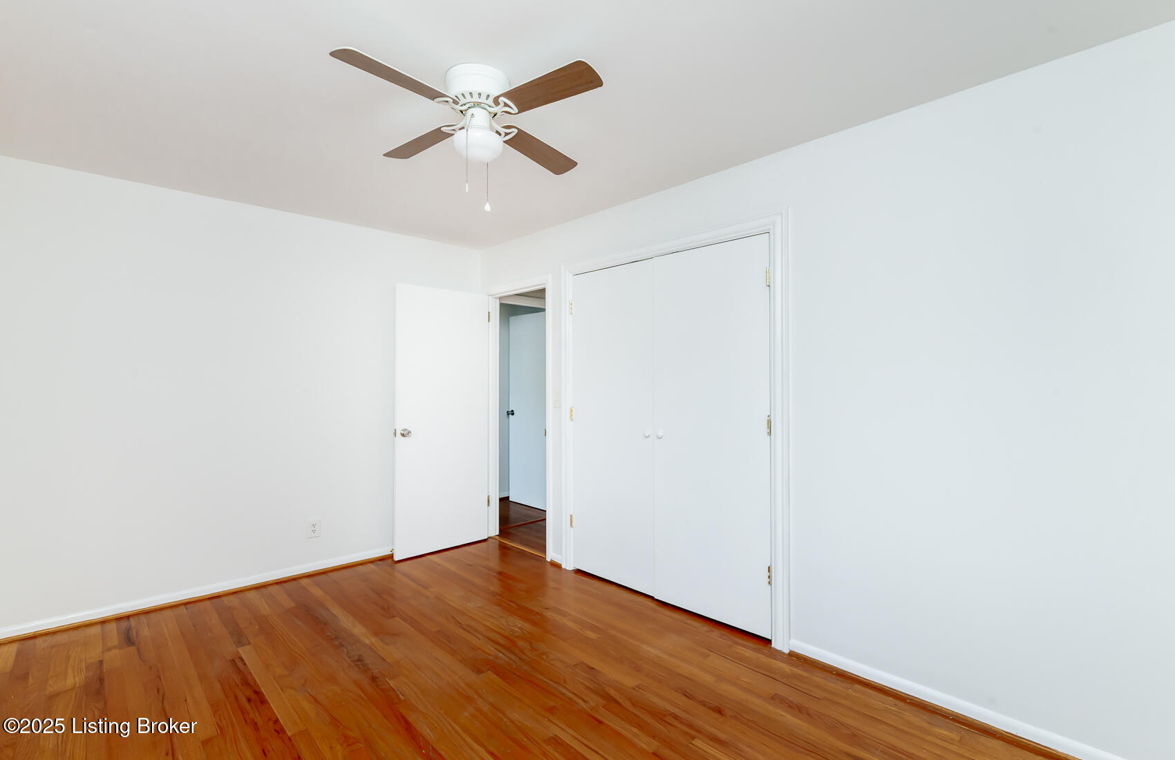 3023 Leman Dr Property Photo 12