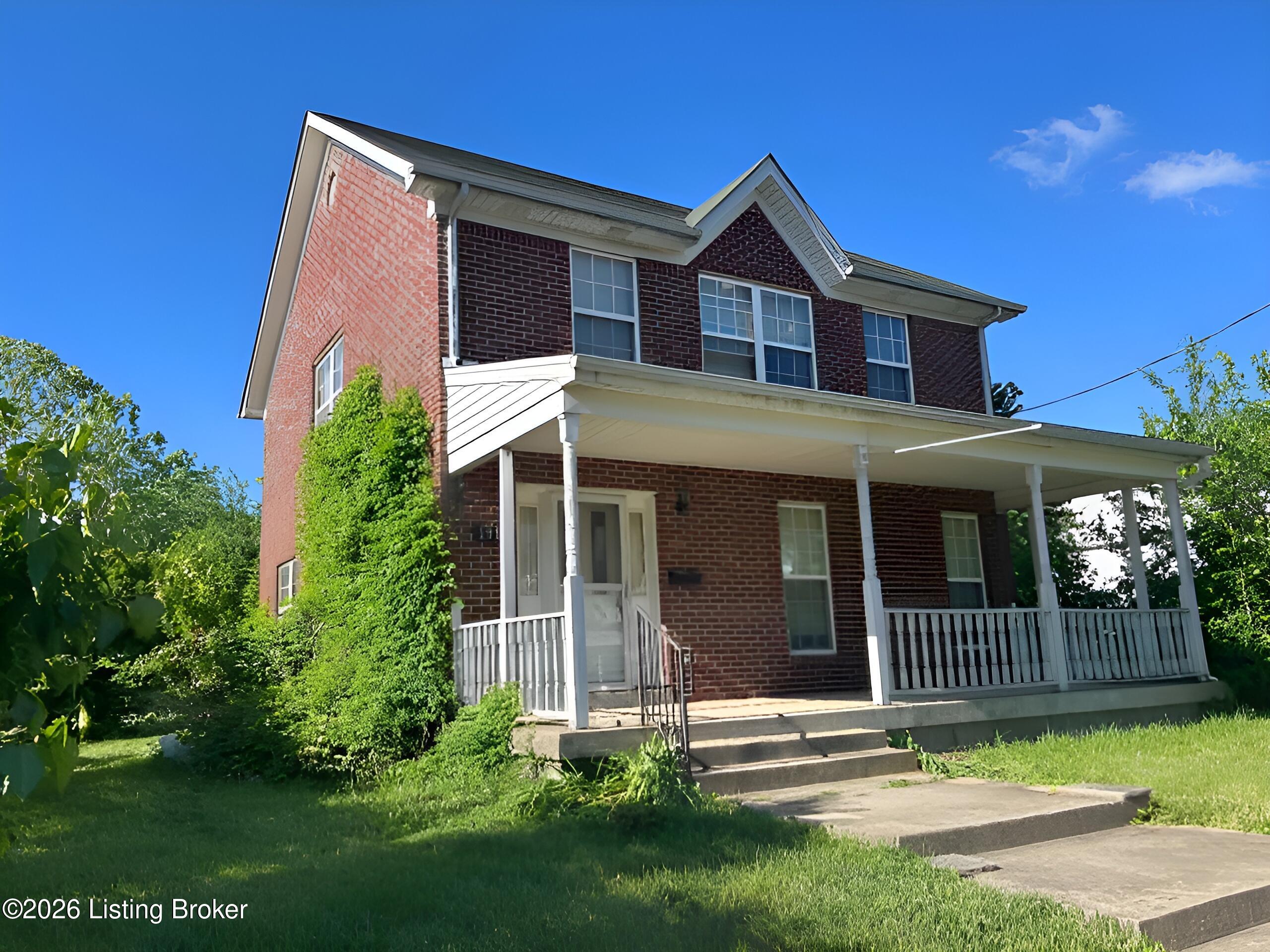 1810 W Chestnut St Property Photo 1