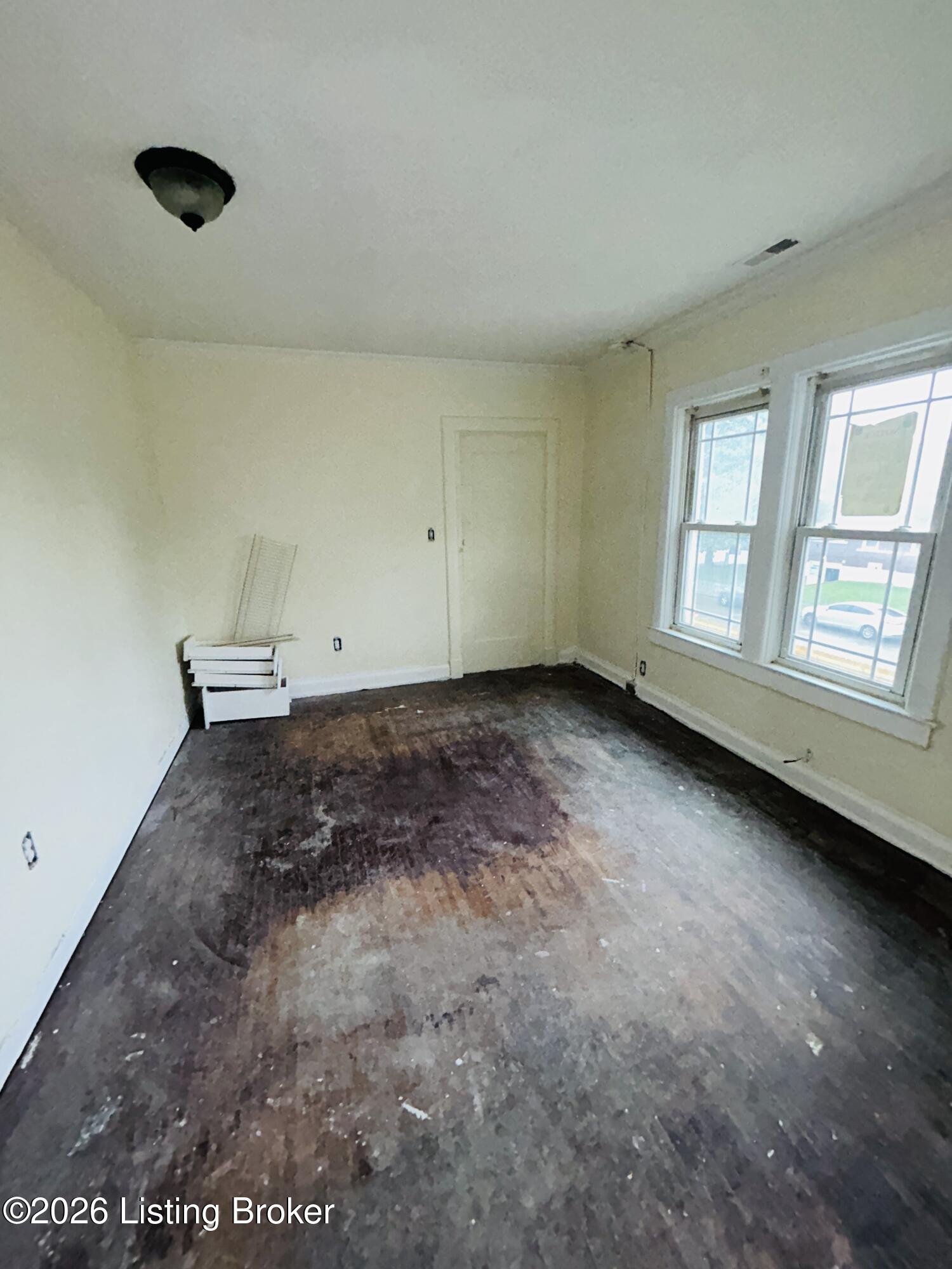 3617 W Broadway Property Photo 15