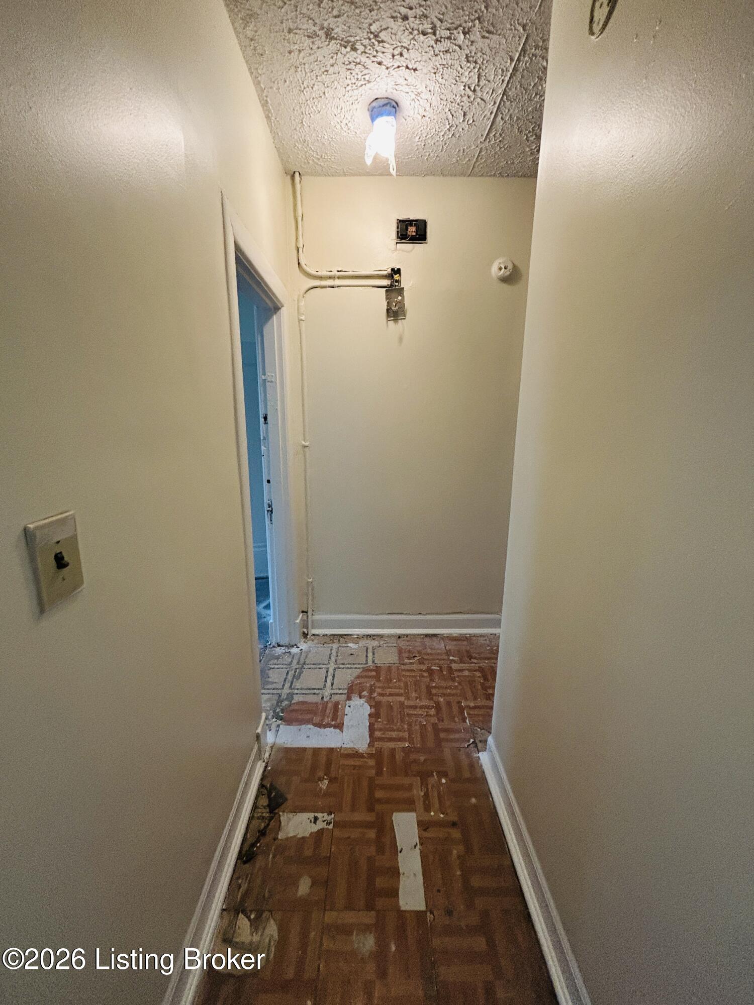 3617 W Broadway Property Photo 25