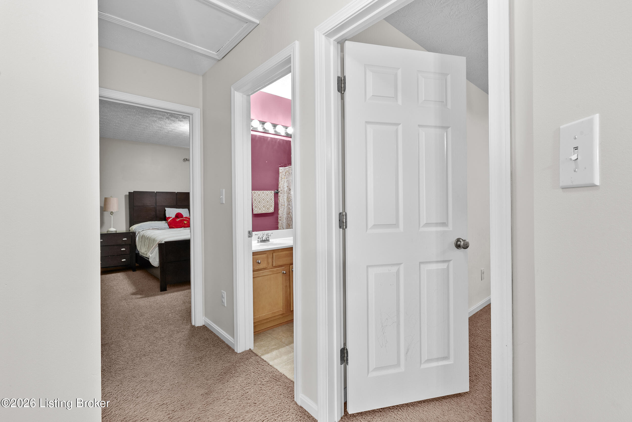 8813 Eli Dr Property Photo 32