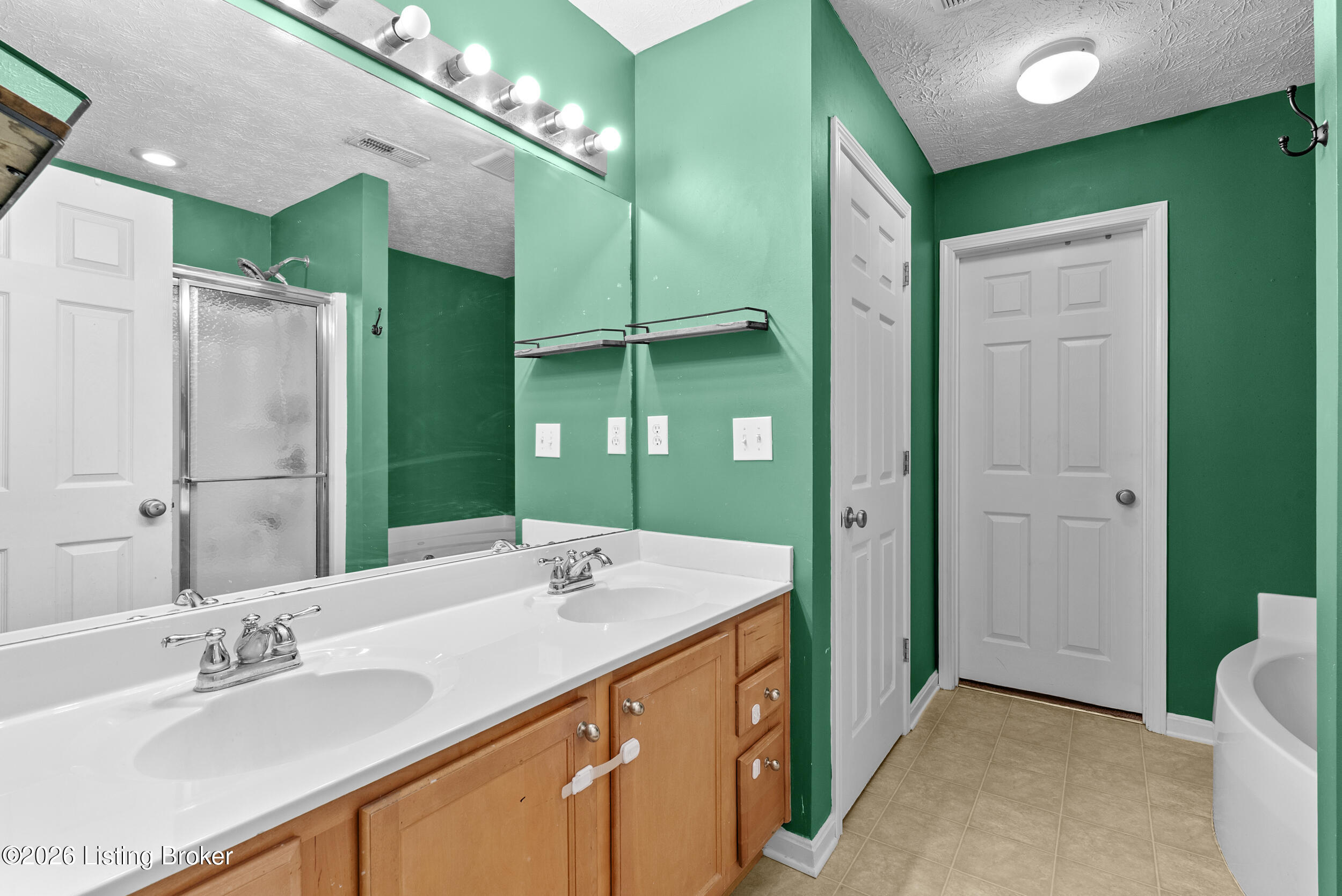 8813 Eli Dr Property Photo 35