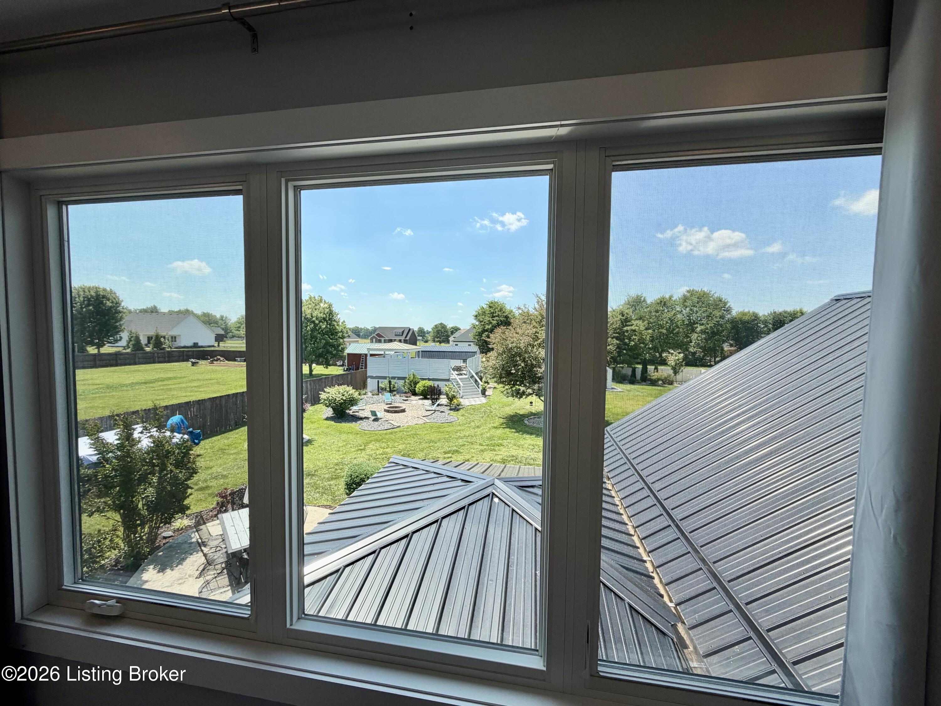 1011 Pembrooke Dr Property Photo 46