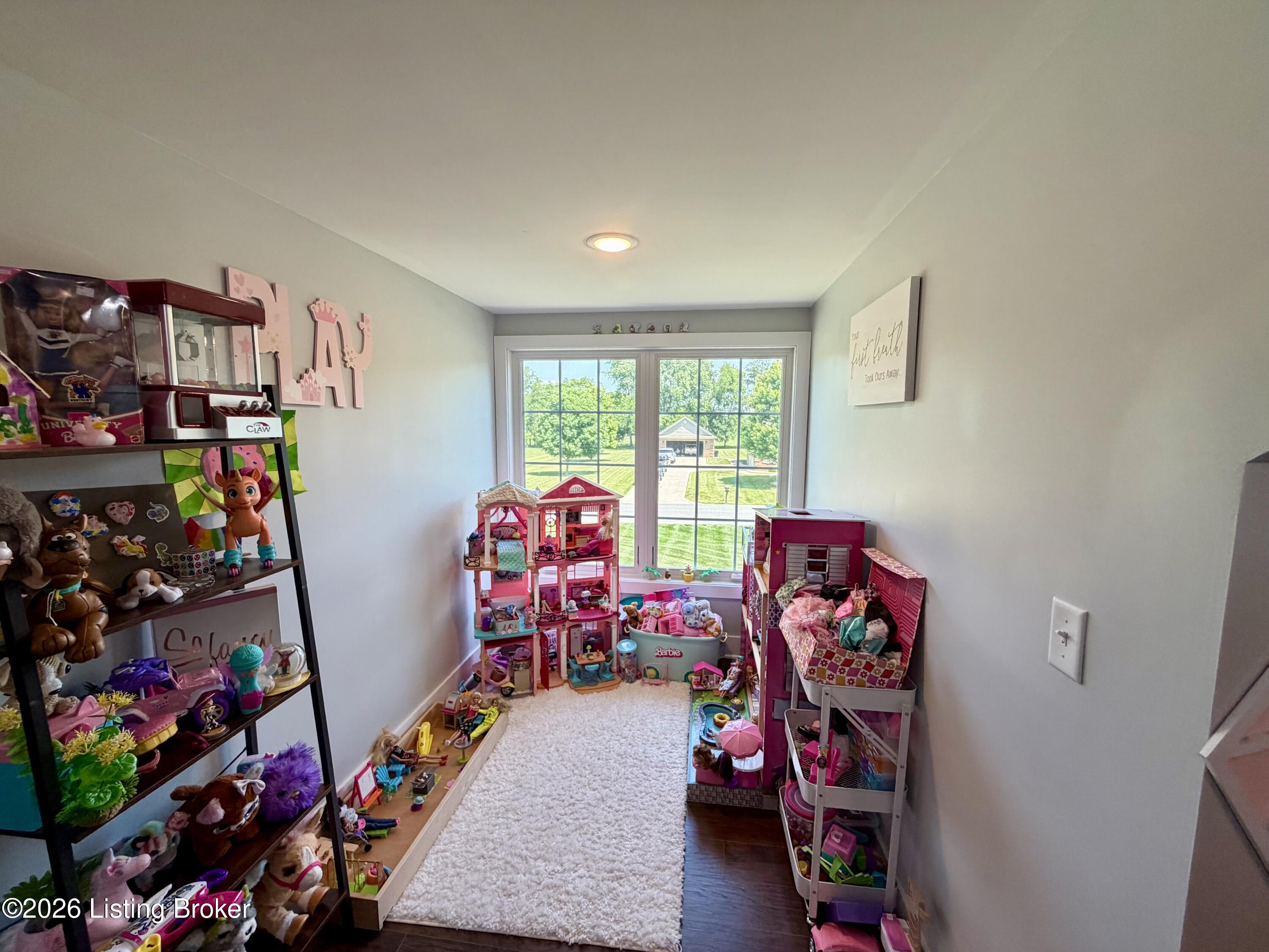 1011 Pembrooke Dr Property Photo 52