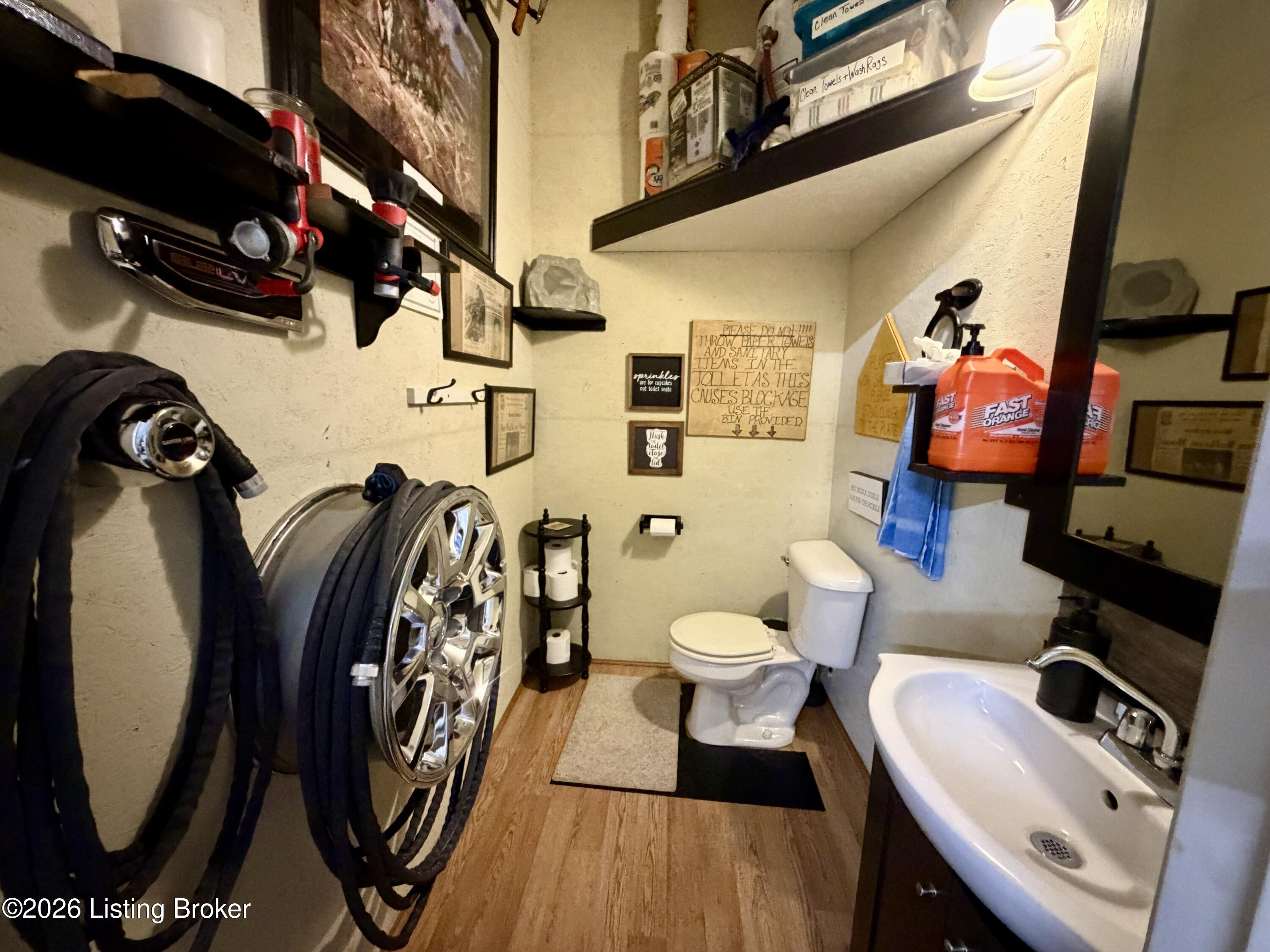 1011 Pembrooke Dr Property Photo 63