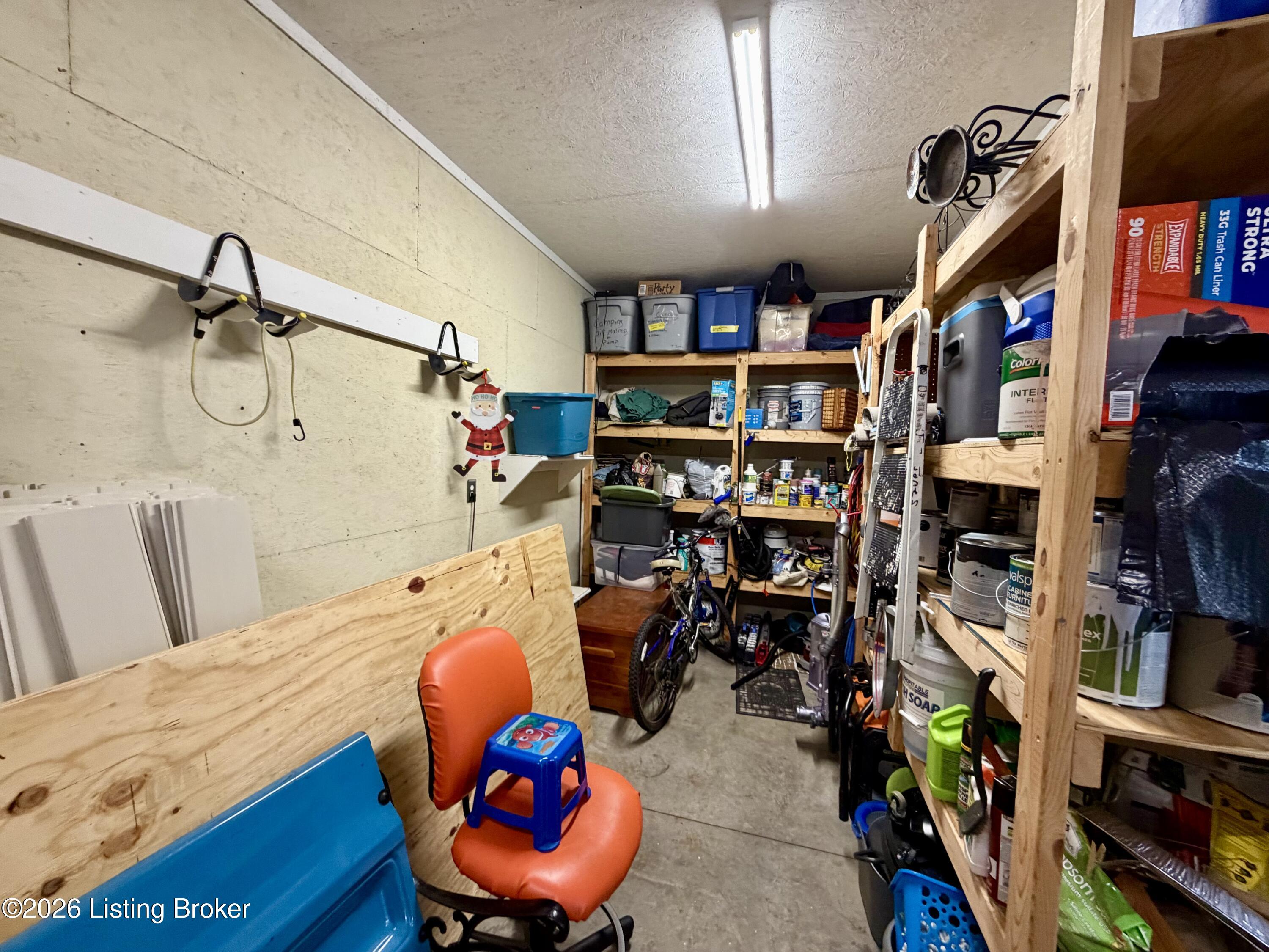 1011 Pembrooke Dr Property Photo 64
