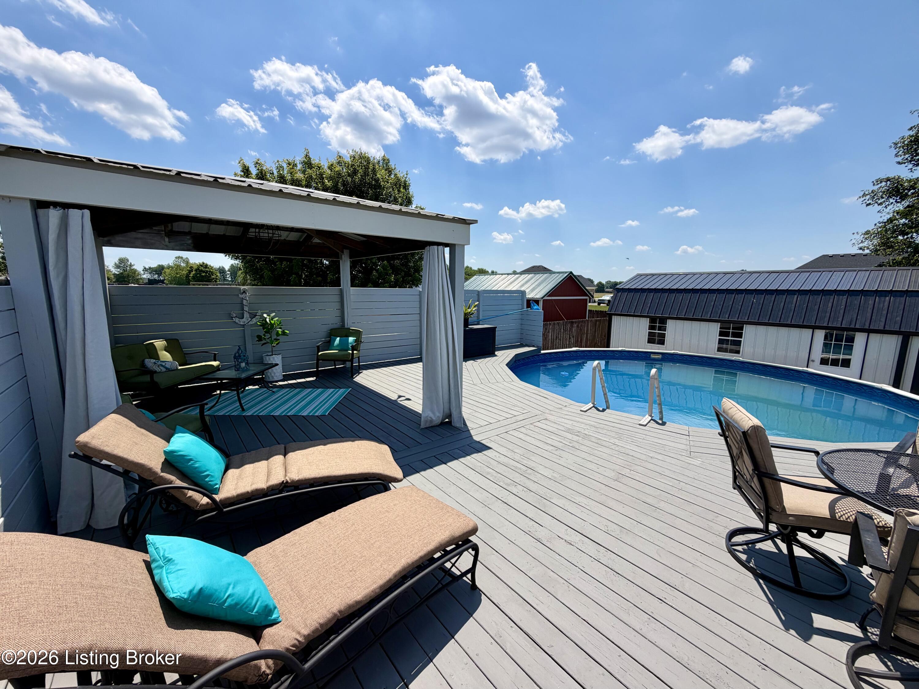 1011 Pembrooke Dr Property Photo 69