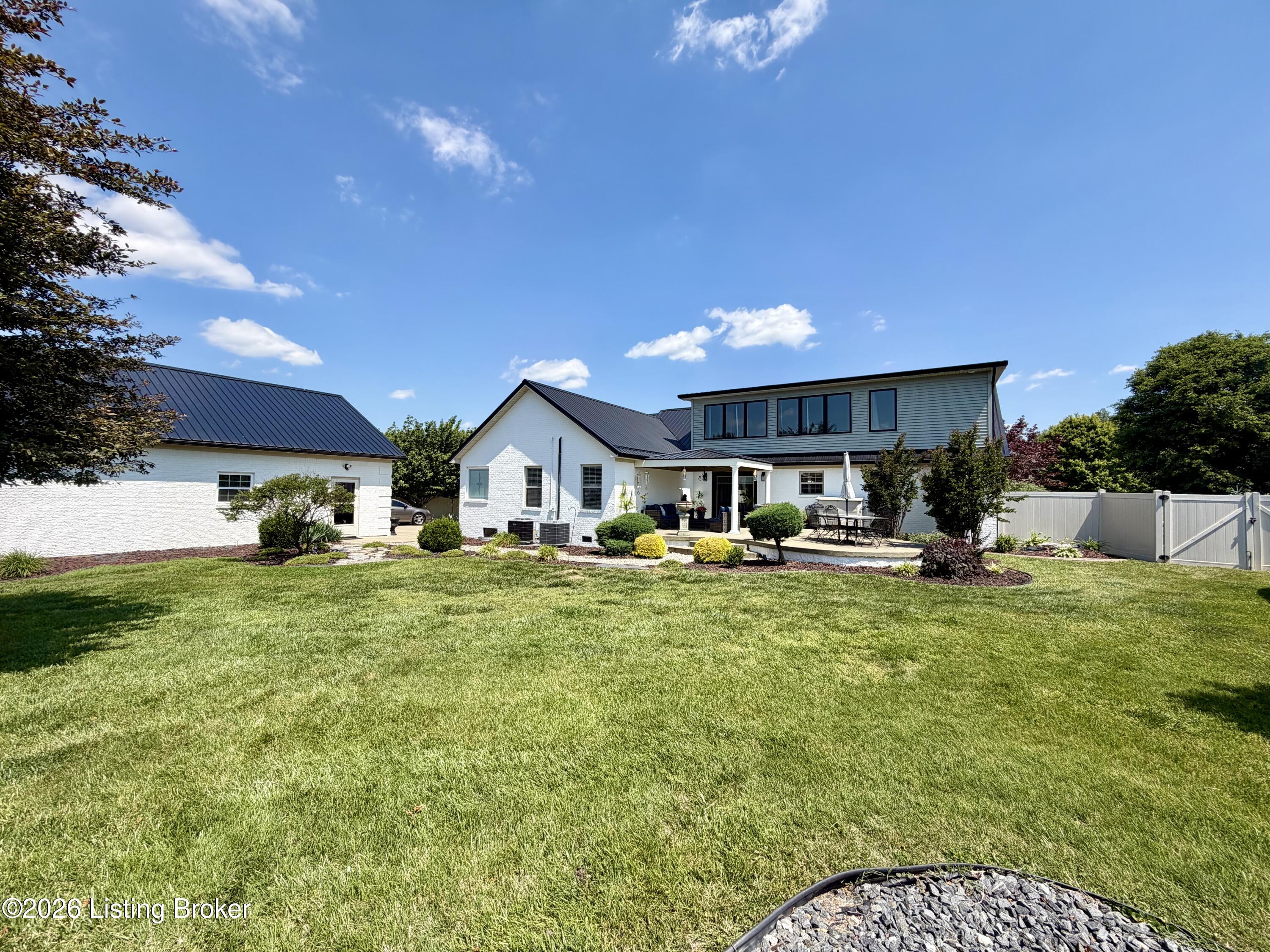 1011 Pembrooke Dr Property Photo 82