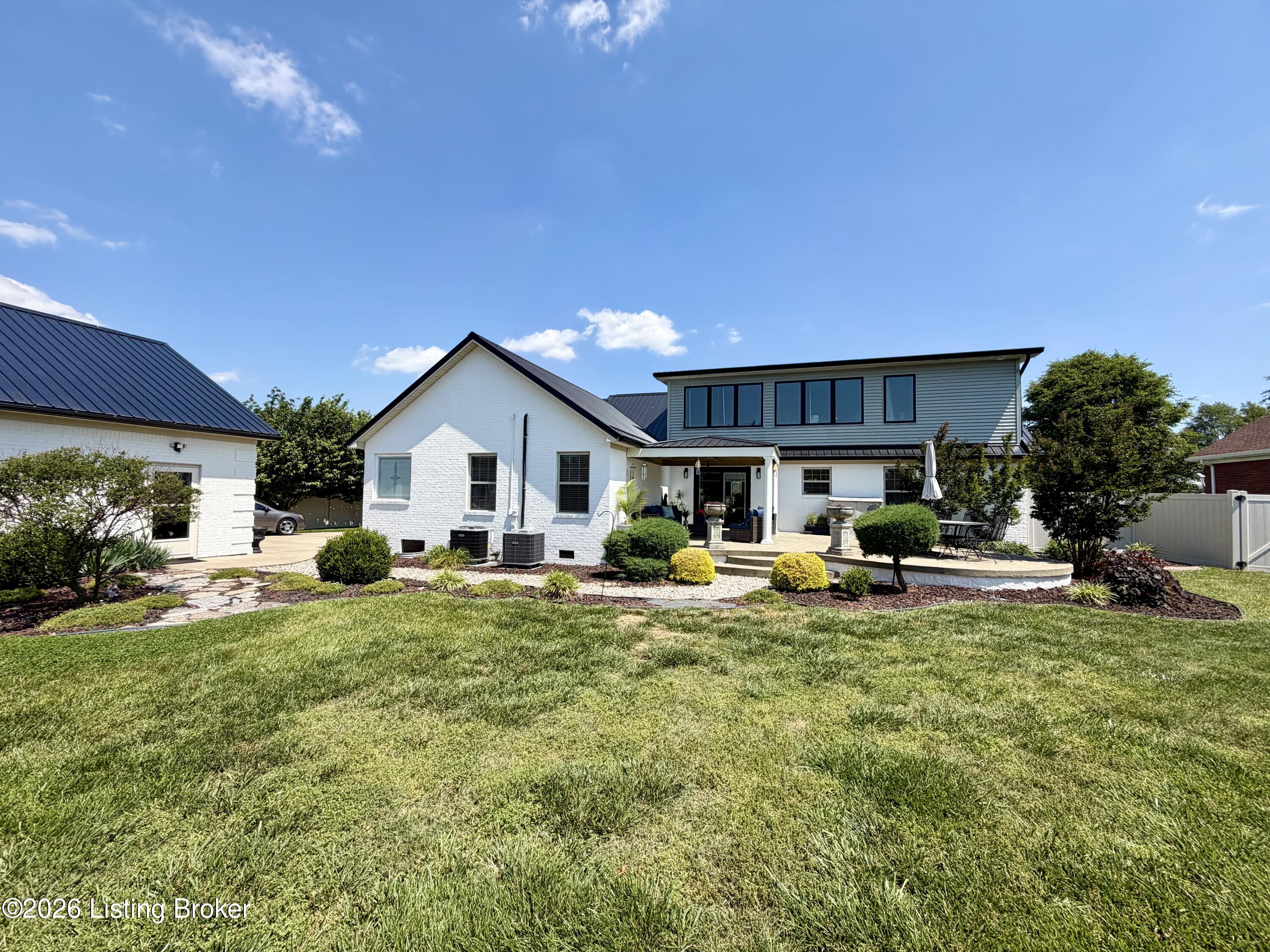 1011 Pembrooke Dr Property Photo 86