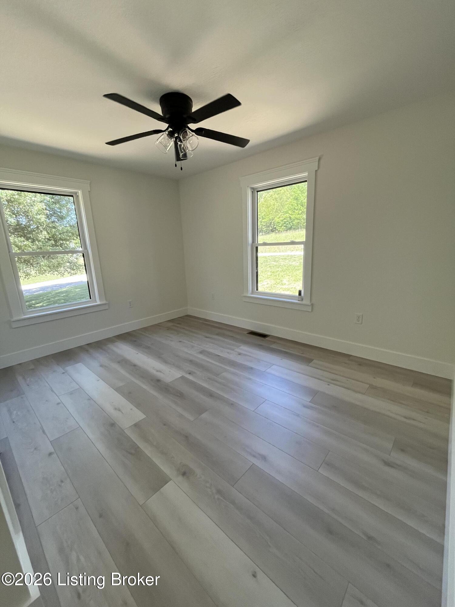 205 Olive Ave Property Photo 10