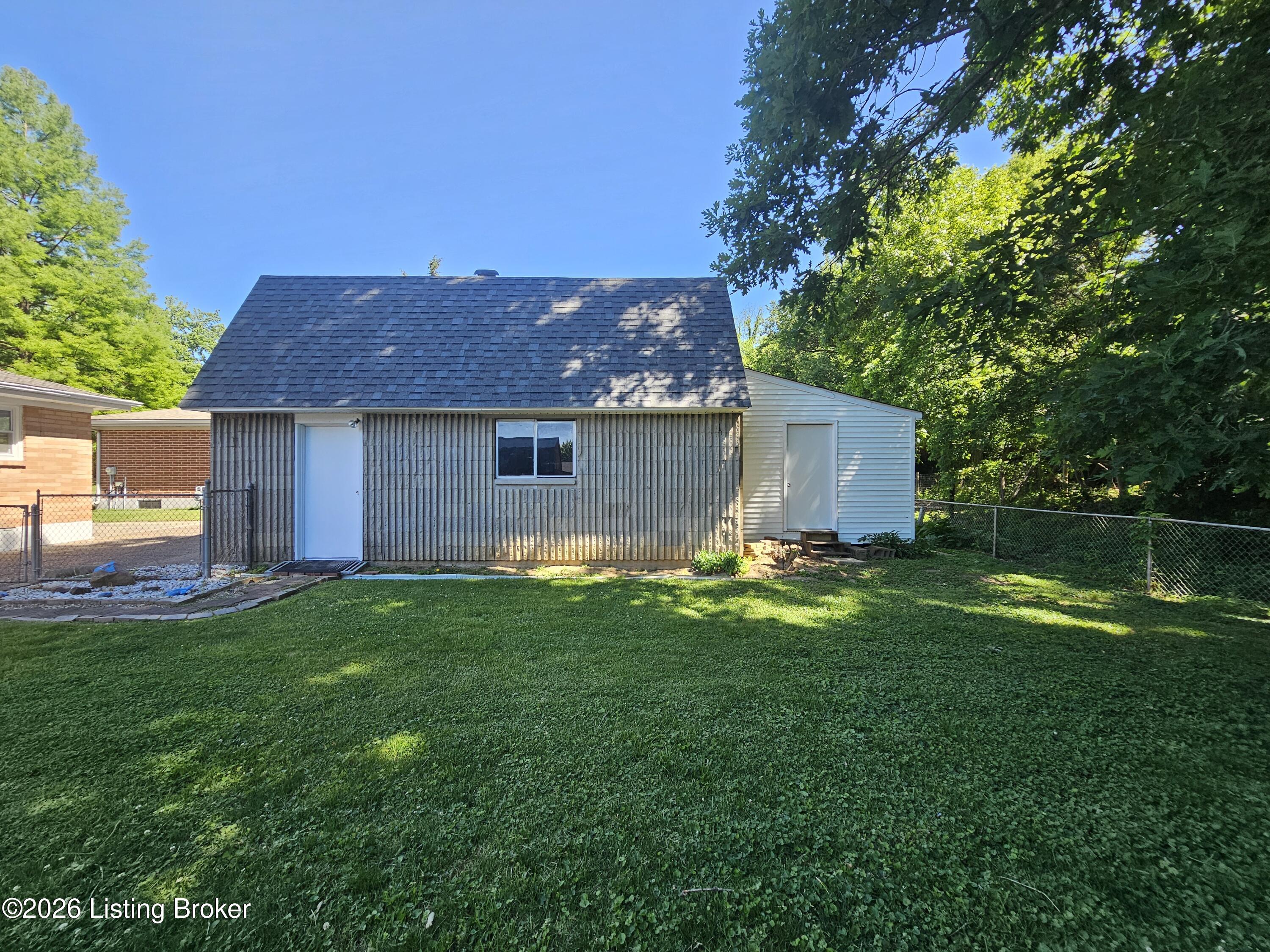 9233 Lantana Dr Property Photo 7