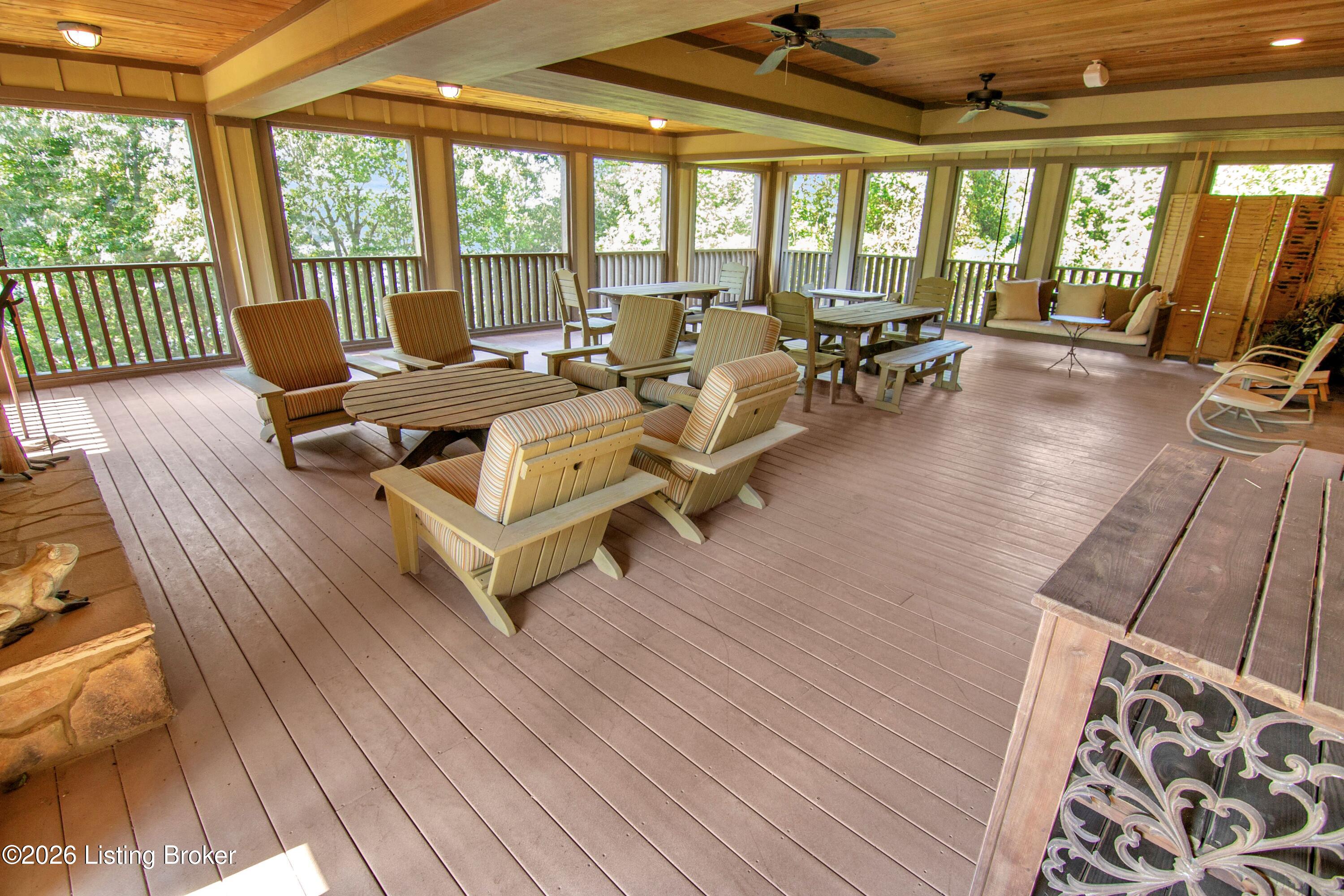 272 Eagle Point Dr Property Photo 59