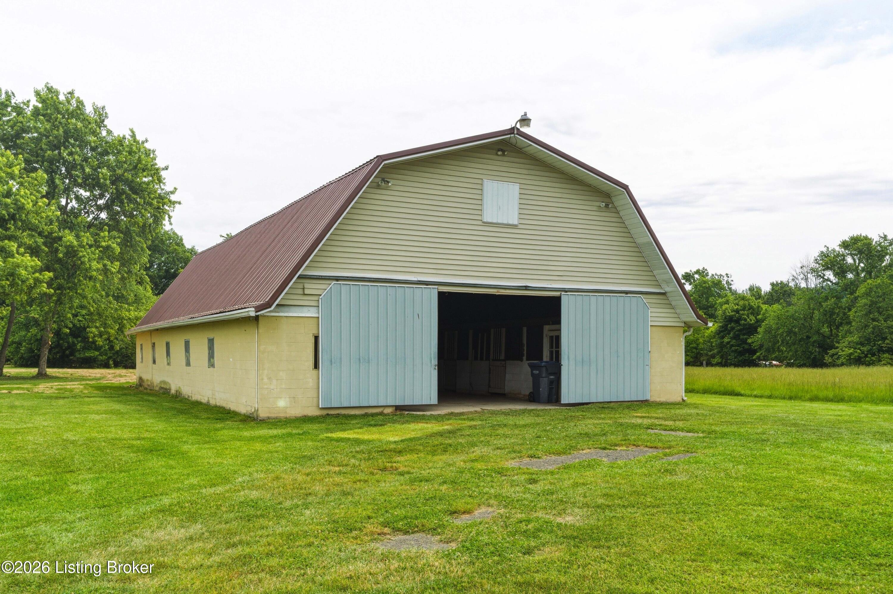 6109 Pendleton Rd Property Photo 37
