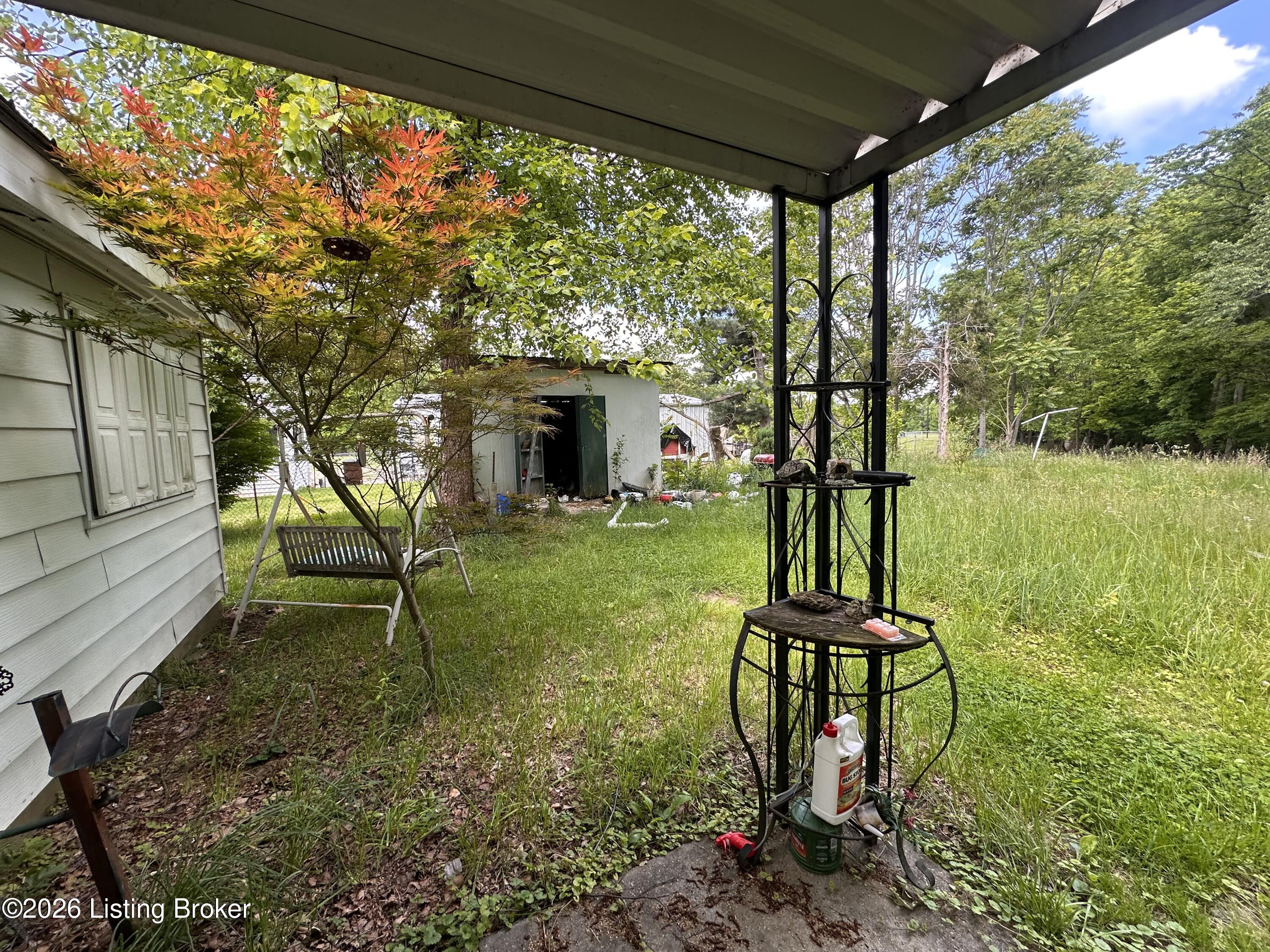 431 Holsclaw Hill Rd Property Photo 6