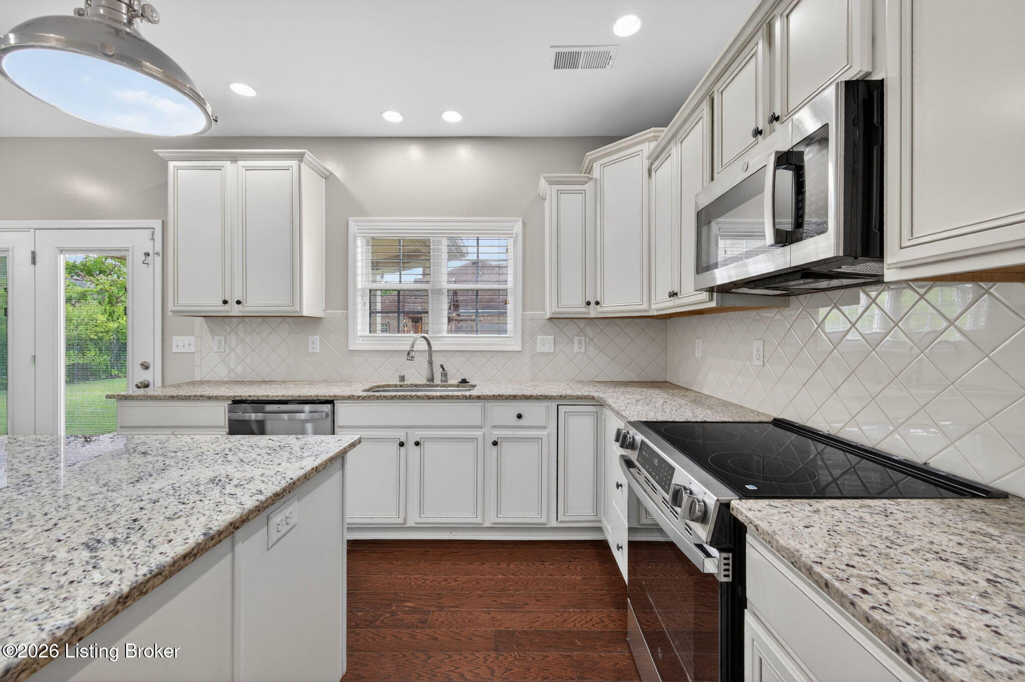 18405 Standwick Dr Property Photo 19