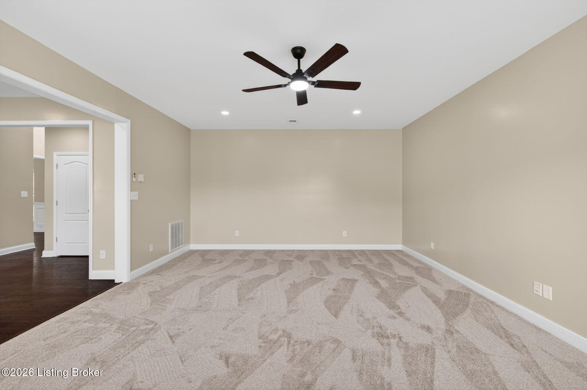 18405 Standwick Dr Property Photo 22