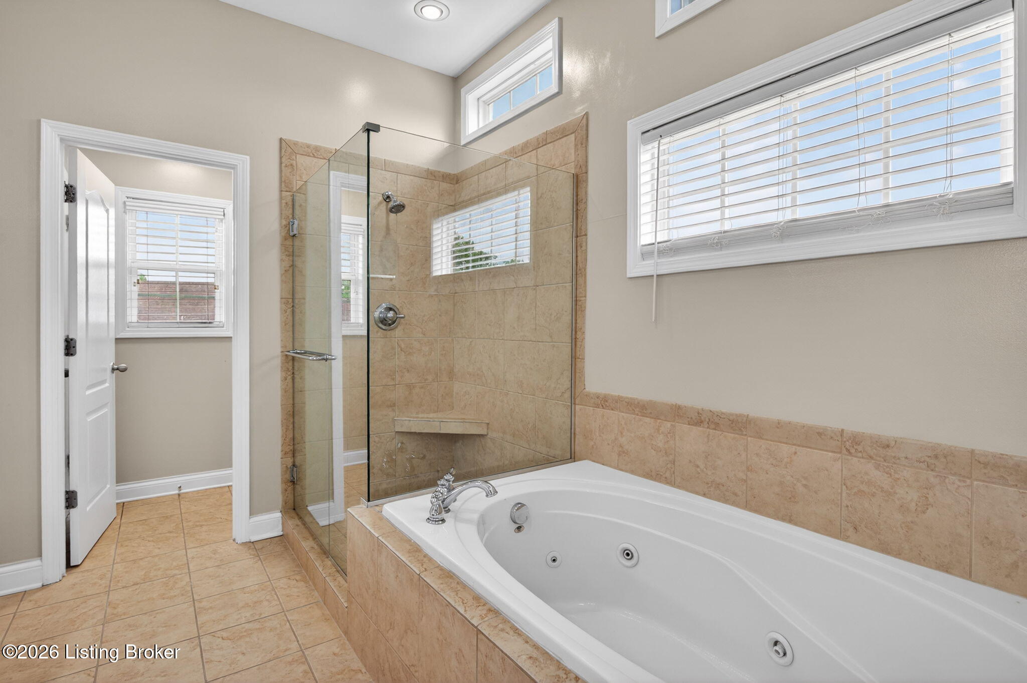 18405 Standwick Dr Property Photo 33