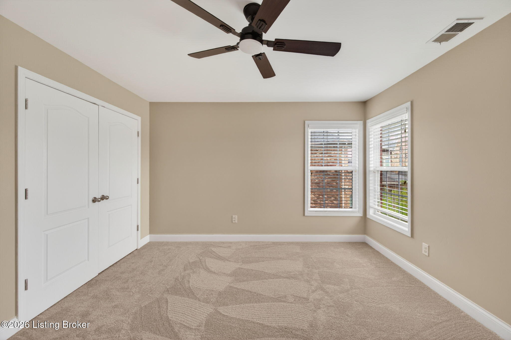 18405 Standwick Dr Property Photo 40