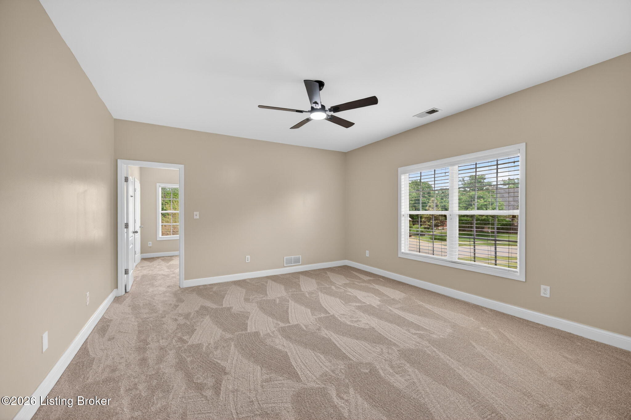 18405 Standwick Dr Property Photo 42