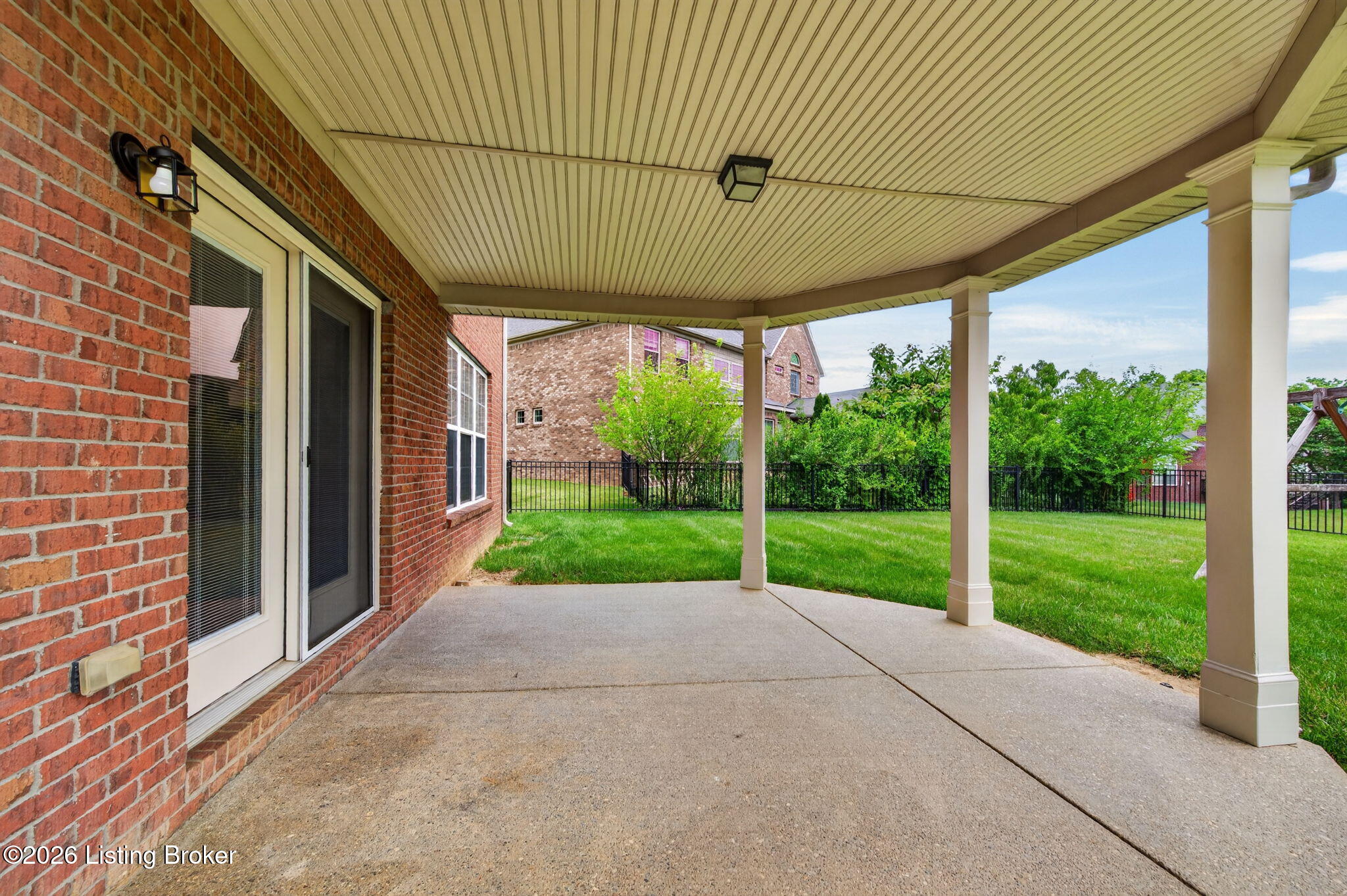 18405 Standwick Dr Property Photo 55