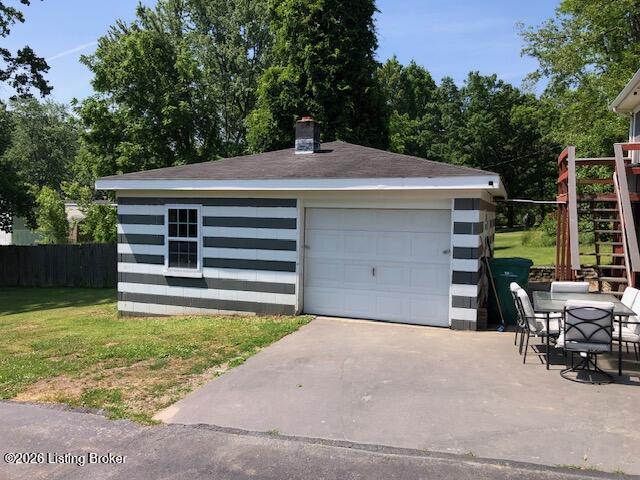 693 N Lakeview Dr Property Photo 5